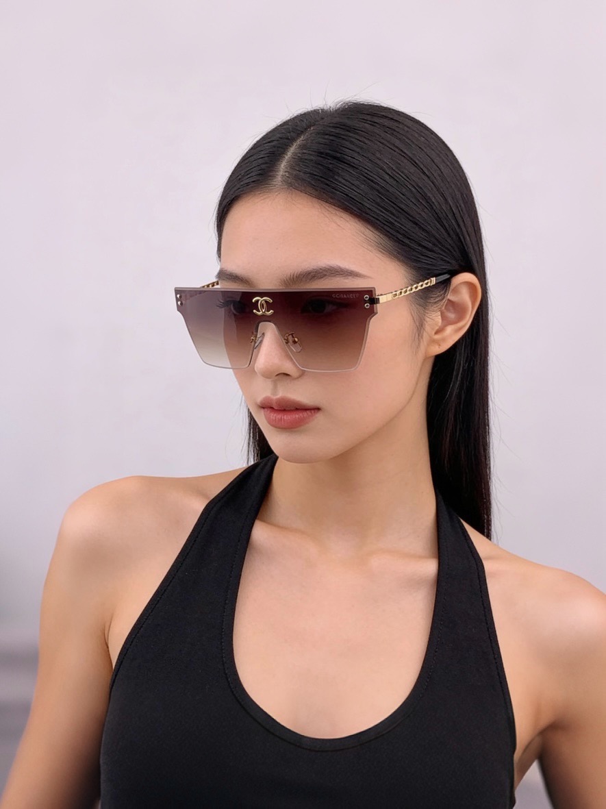 【CHANEL】香奈儿 新款潮流爆款 时尚大框太阳镜 佩戴舒适 网红潮款墨镜  女士高清太阳镜🕶️ 🎉高品质 ♥️♥️型