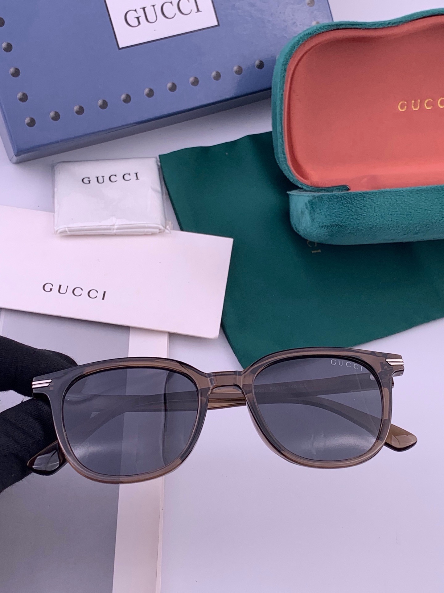🔺 【GUCCI-偏光太阳镜】开春新款 潮流爆款 时尚偏光太阳镜 高品质 佩戴舒适 网红潮款墨镜 女士高清偏光太阳镜🕶️