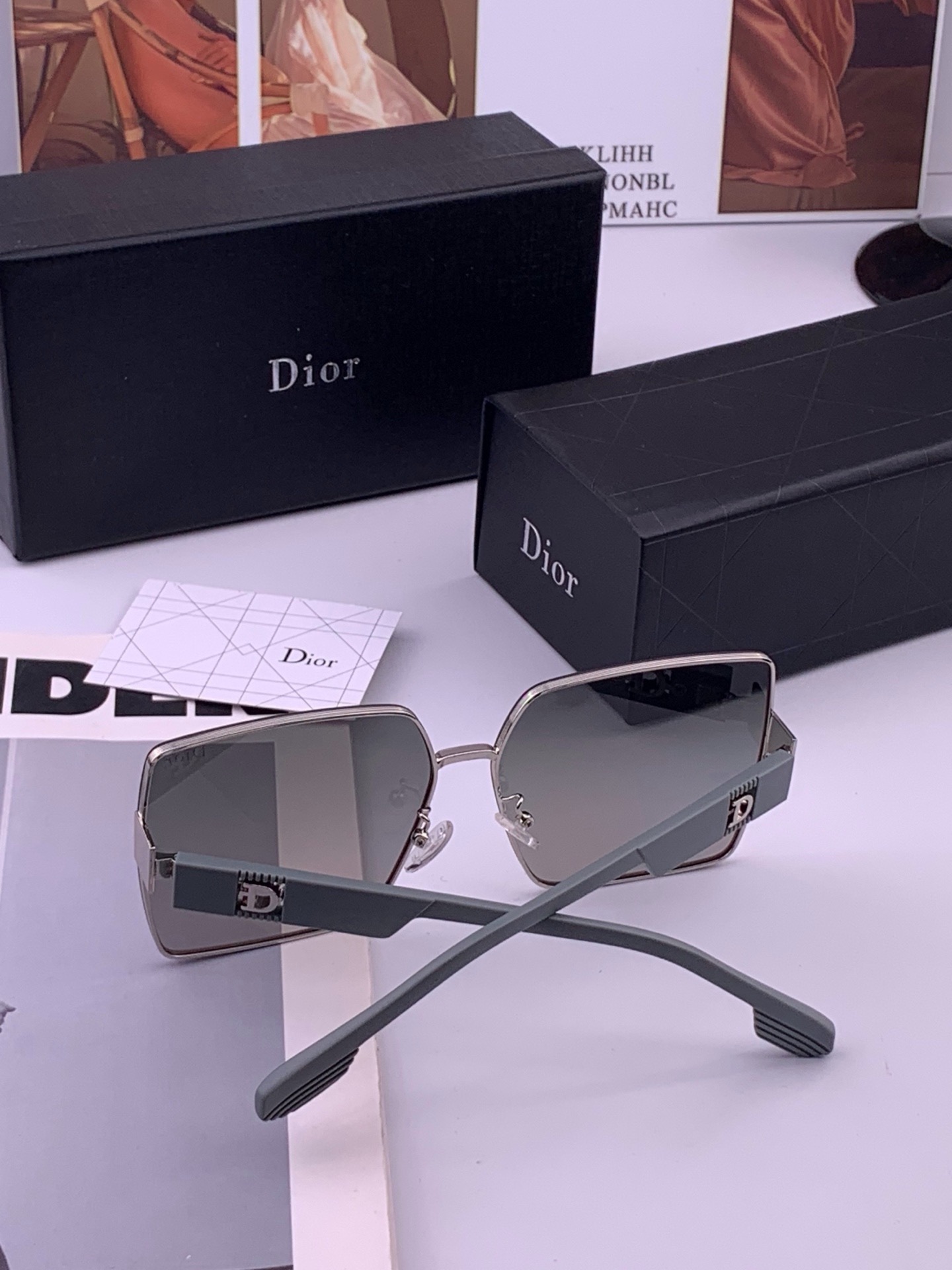 🆕  🔺 【DIOR-迪奥】开春新款 潮流爆款 时尚方框尼龙太阳镜 高品质 佩戴舒适 网红潮款墨镜 女士高清尼龙太阳镜🕶