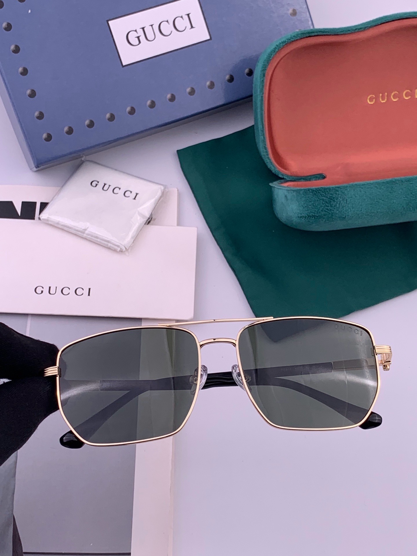 🆕   Gucci 🔥  高品质男女款墨镜   👍 进口宝丽来偏光镜片  🔥蛤蟆镜 开车钓鱼都可 🔥百搭显瘦墨镜韩版男士
