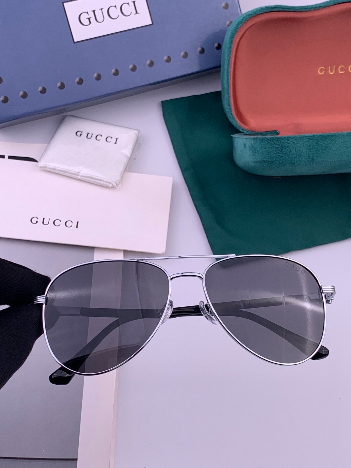 🆕   Gucci 🔥  高品质男女款墨镜   👍 进口宝丽来偏光镜片  🔥蛤蟆镜 开车钓鱼都可 🔥百搭显瘦墨镜韩版男士