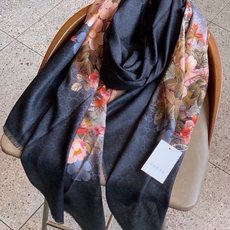 🆕 💟秀外慧中,美到过分❗️上身效果疯狂的喜欢❗️Gucci New~300支高端戒指绒!真心美爆了的设计,这个花卉元 🆕 💟秀外慧中,美到过分❗️上身效果疯狂的喜欢❗️Gucci New~300支高端戒指绒!真心美爆了的设计,这个花卉元