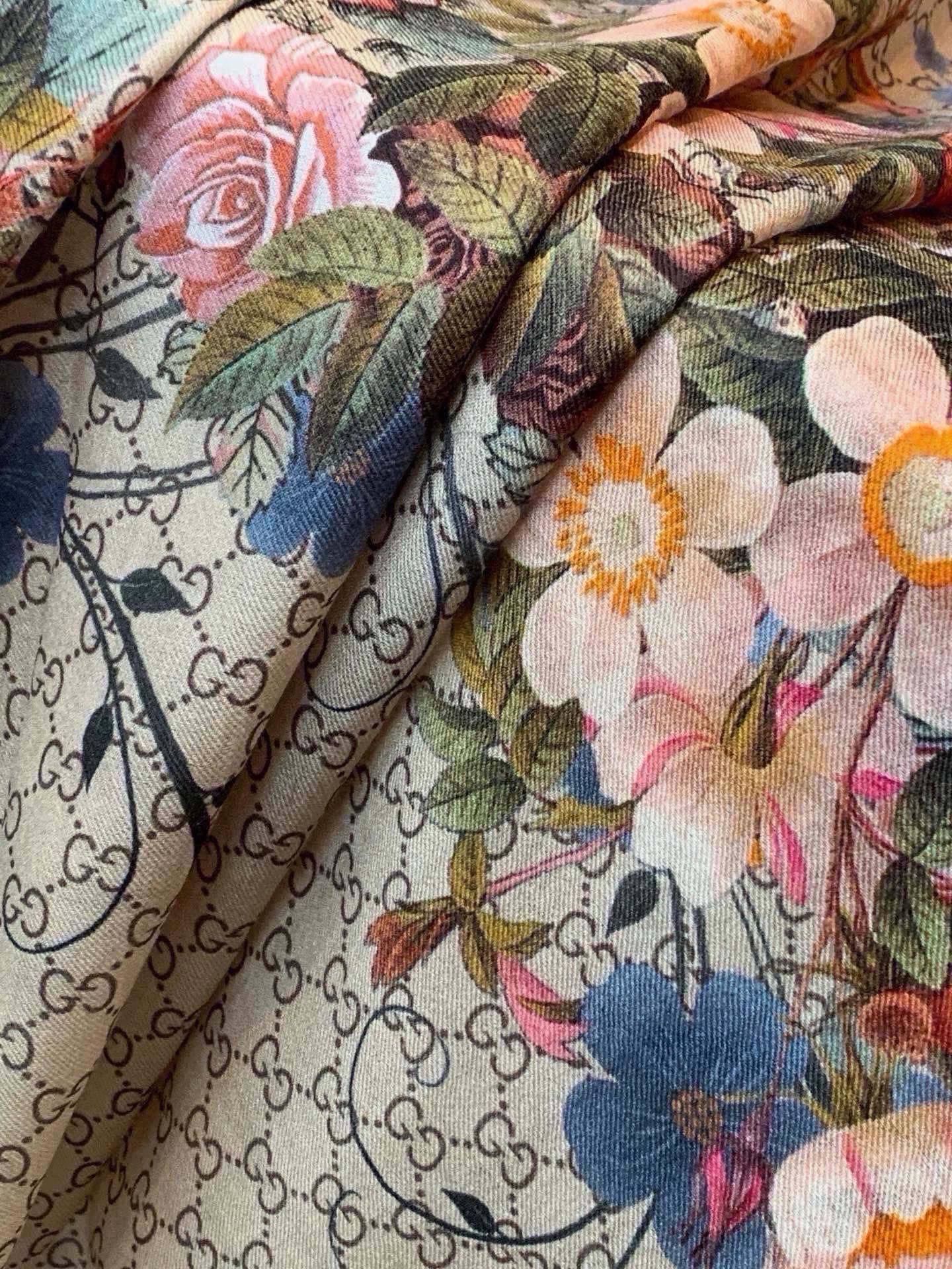 🆕 💟秀外慧中,美到过分❗️上身效果疯狂的喜欢❗️Gucci New~300支高端戒指绒!真心美爆了的设计,这个花卉元 🆕 💟秀外慧中,美到过分❗️上身效果疯狂的喜欢❗️Gucci New~300支高端戒指绒!真心美爆了的设计,这个花卉元