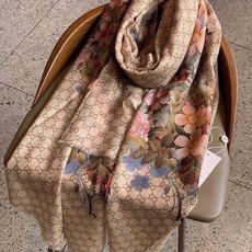 🆕 💟秀外慧中,美到过分❗️上身效果疯狂的喜欢❗️Gucci New~300支高端戒指绒!真心美爆了的设计,这个花卉元 🆕 💟秀外慧中,美到过分❗️上身效果疯狂的喜欢❗️Gucci New~300支高端戒指绒!真心美爆了的设计,这个花卉元