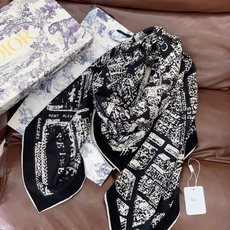 🆕 Dior ❤【️巴黎地图】140*140 双面同色丝绒方巾🉐️LAN DE 价🉐️ARIS 巴黎地图 这款方巾饰 🆕 Dior ❤【️巴黎地图】140*140 双面同色丝绒方巾🉐️LAN DE 价🉐️ARIS 巴黎地图 这款方巾饰