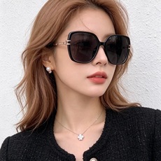 🆕 🔺 【GUCCI-偏光太阳镜】开春新款 潮流爆款 时尚圆框偏光太阳镜 高品质 佩戴舒适 网红潮款墨镜 女士高清偏光 🆕 🔺 【GUCCI-偏光太阳镜】开春新款 潮流爆款 时尚圆框偏光太阳镜 高品质 佩戴舒适 网红潮款墨镜 女士高清偏光