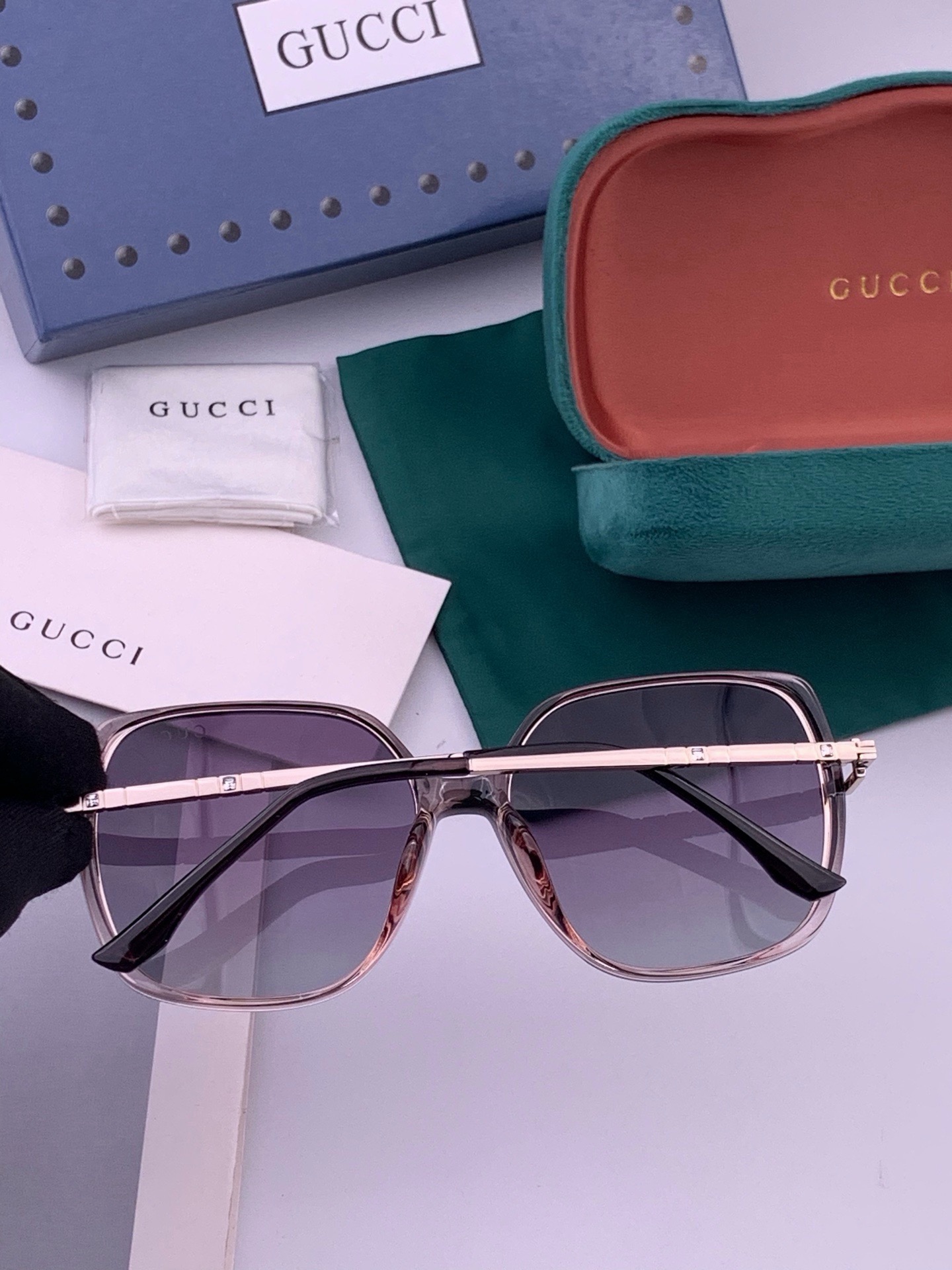 🆕  🔺 【GUCCI-偏光太阳镜】开春新款 潮流爆款 时尚圆框偏光太阳镜 高品质 佩戴舒适 网红潮款墨镜 女士高清偏光
