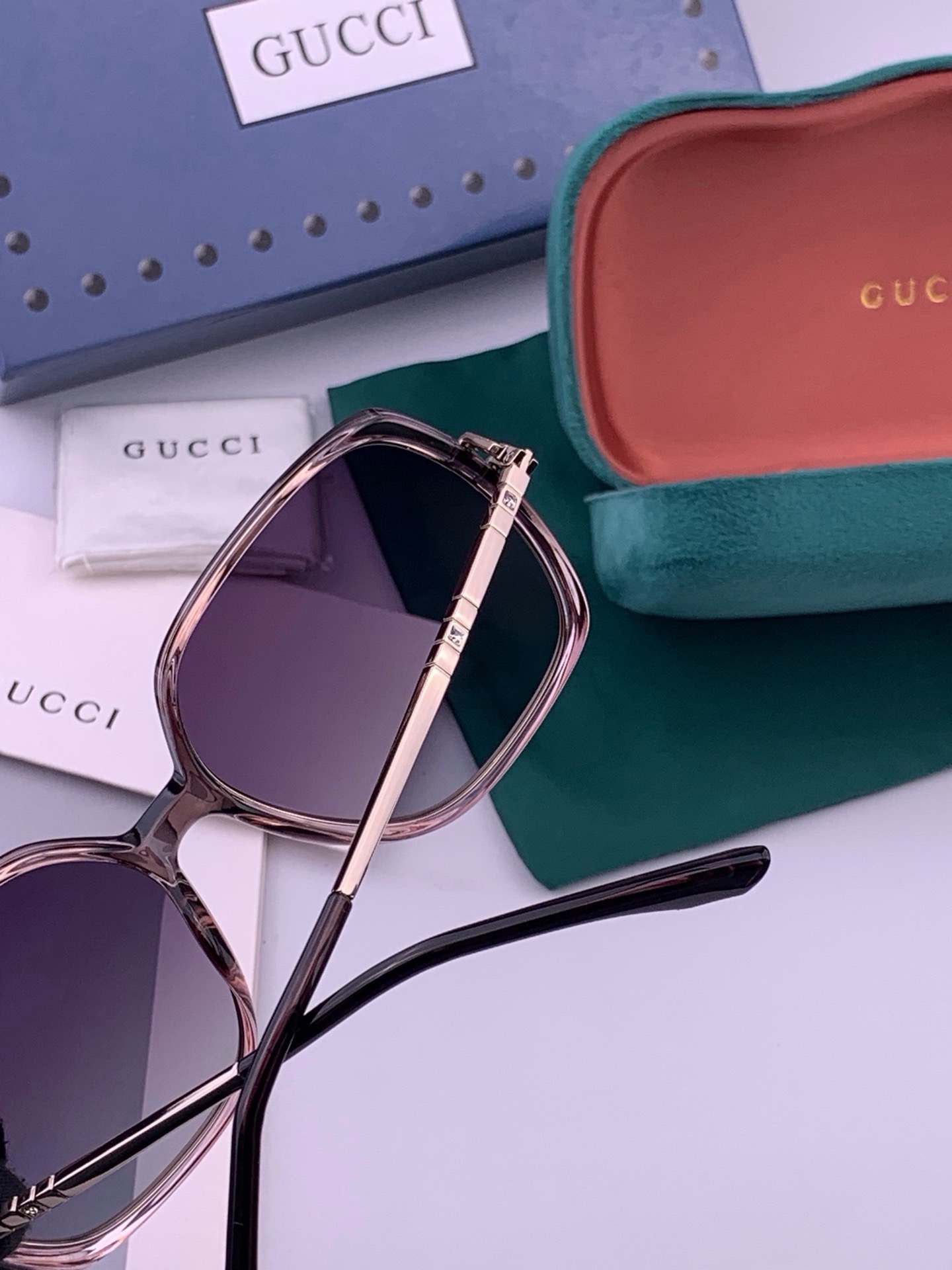 🆕  🔺 【GUCCI-偏光太阳镜】开春新款 潮流爆款 时尚圆框偏光太阳镜 高品质 佩戴舒适 网红潮款墨镜 女士高清偏光