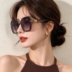 🆕 🔺 【DIOR-迪奥】 开春新款 潮流爆款 时尚方框偏光太阳镜 高品质 佩戴舒适 网红潮款墨镜 女士高清偏光太阳镜 🆕 🔺 【DIOR-迪奥】 开春新款 潮流爆款 时尚方框偏光太阳镜 高品质 佩戴舒适 网红潮款墨镜 女士高清偏光太阳镜
