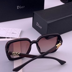 🆕 🔺 【DIOR-迪奥】 开春新款 潮流爆款 时尚方框偏光太阳镜 高品质 佩戴舒适 网红潮款墨镜 女士高清偏光太阳镜 🆕 🔺 【DIOR-迪奥】 开春新款 潮流爆款 时尚方框偏光太阳镜 高品质 佩戴舒适 网红潮款墨镜 女士高清偏光太阳镜