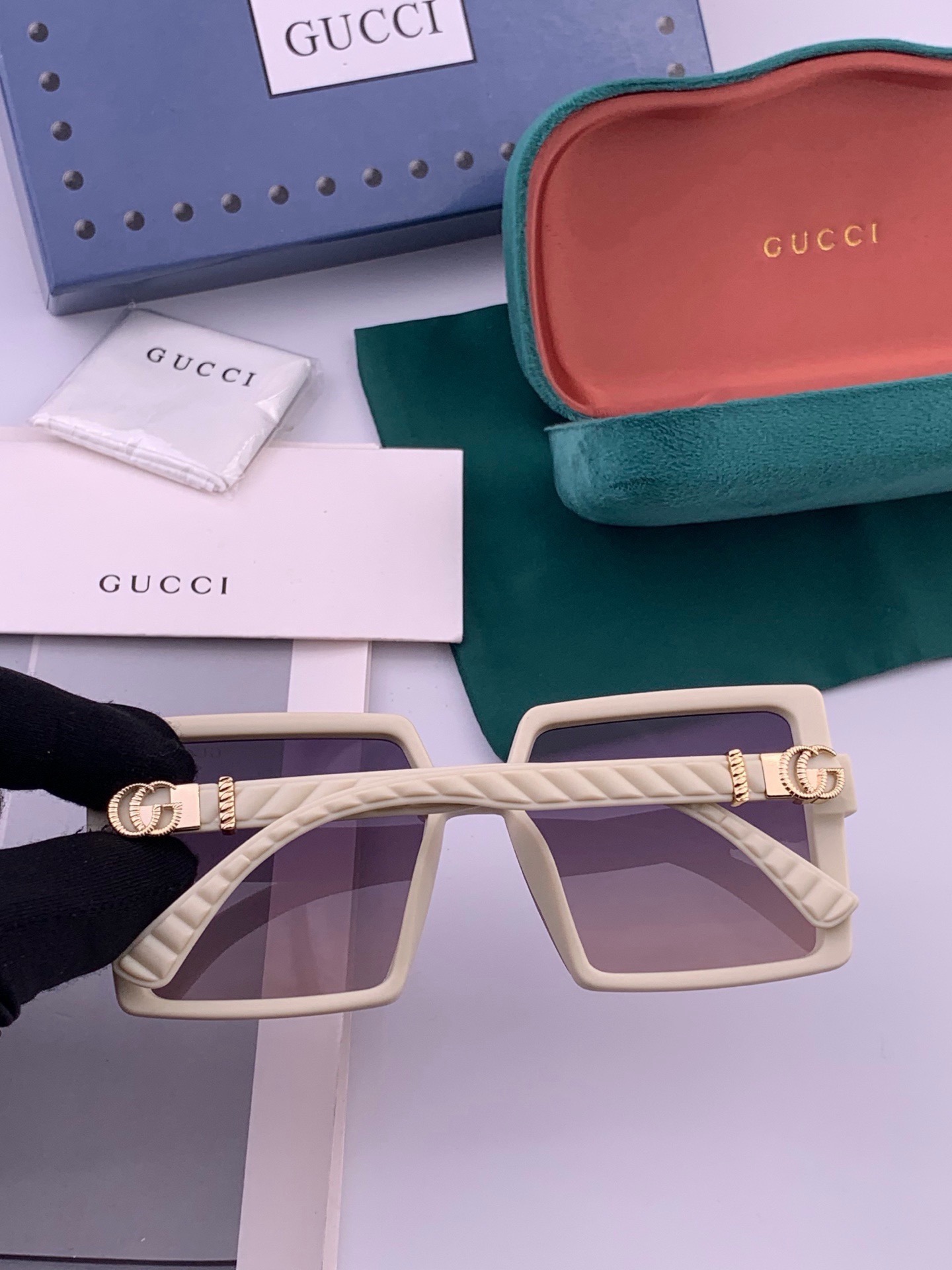 🆕  新款！新款出货！ 女士高清加厚偏光太阳镜🕶️ 🎉💍新款GUCCI偏光太阳镜[得意]开车驾驶镜时尚墨镜💐💐🌸世界顶级