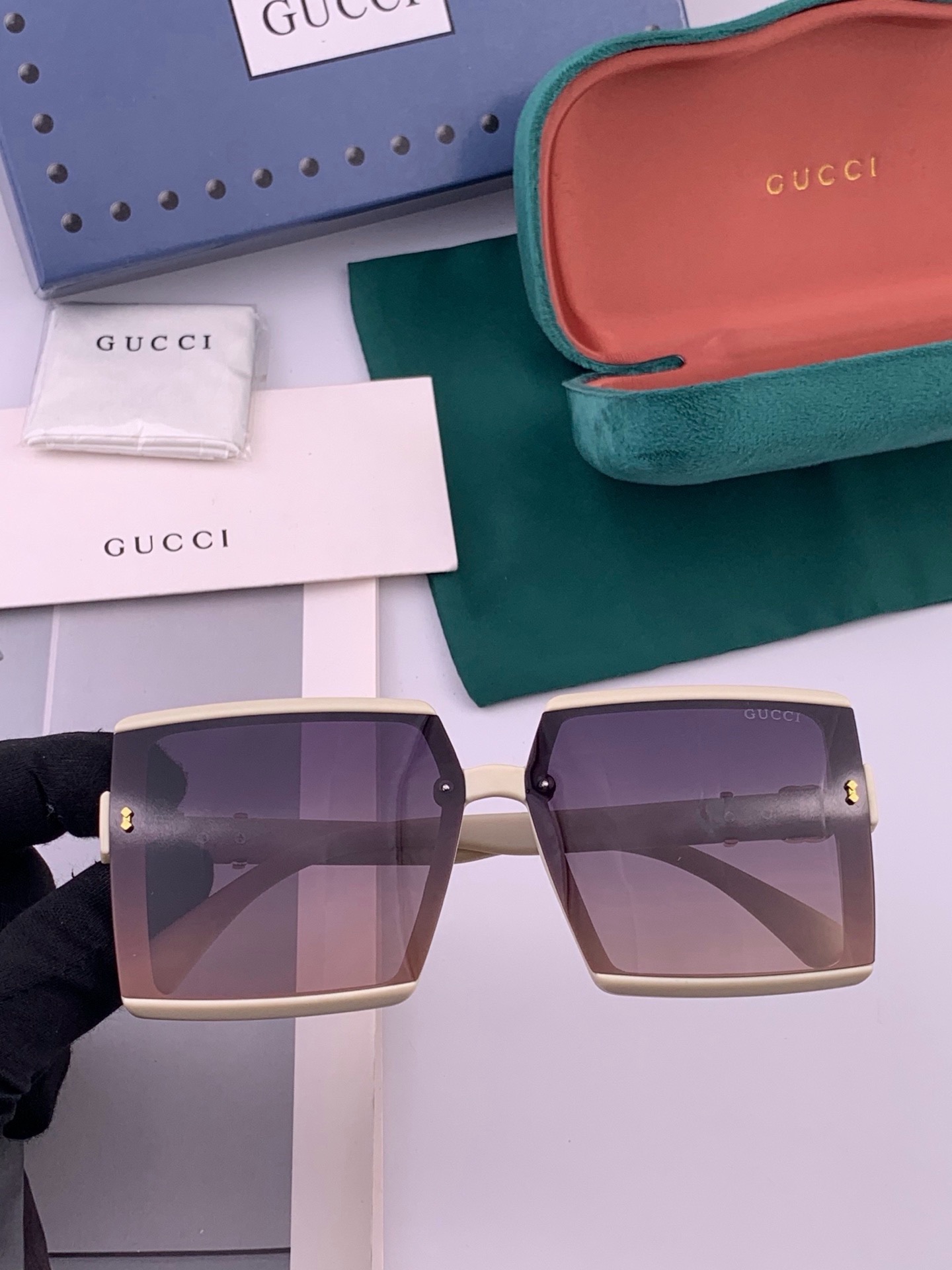 🆕  新款！新款出货！ 女士高清加厚偏光太阳镜🕶️ 🎉💍新款GUCCI偏光太阳镜[得意]开车驾驶镜时尚墨镜💐💐🌸世界顶级