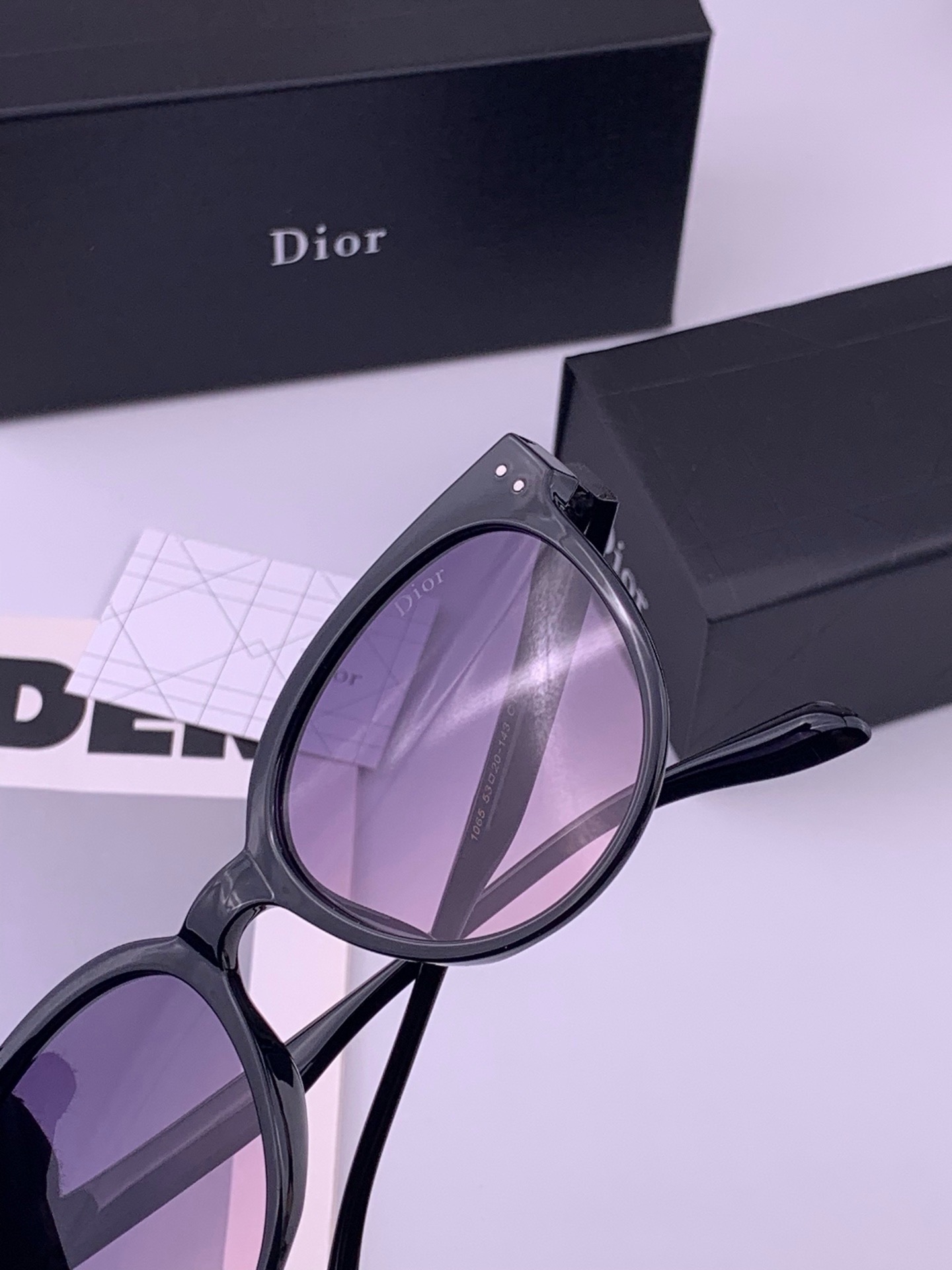 🆕  🔺 【DIOR-迪奥】开春新款 潮流爆款 时尚方框偏光太阳镜 高品质 佩戴舒适 网红潮款墨镜 女士高清偏光太阳镜🕶