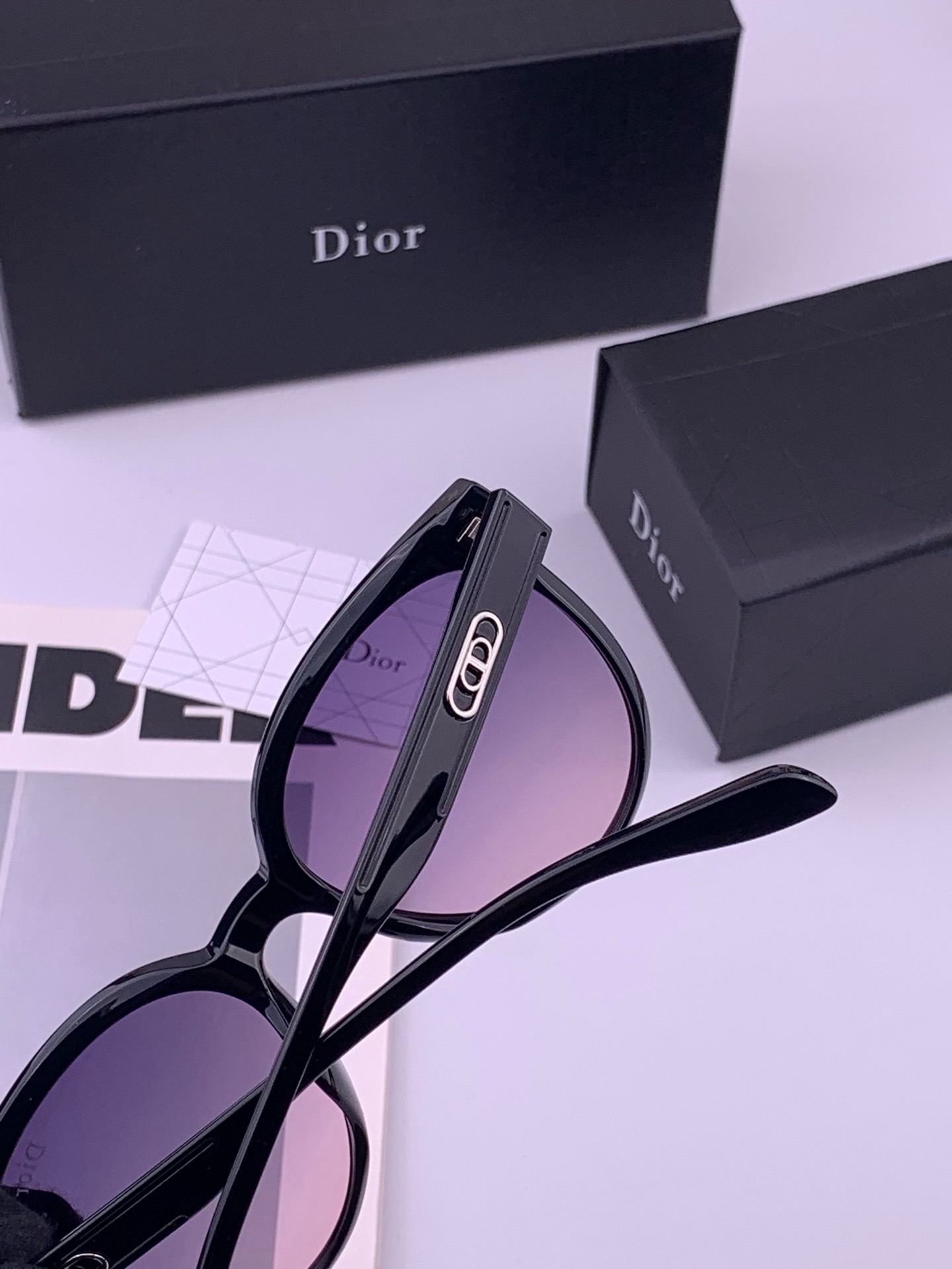 🆕  🔺 【DIOR-迪奥】开春新款 潮流爆款 时尚方框偏光太阳镜 高品质 佩戴舒适 网红潮款墨镜 女士高清偏光太阳镜🕶