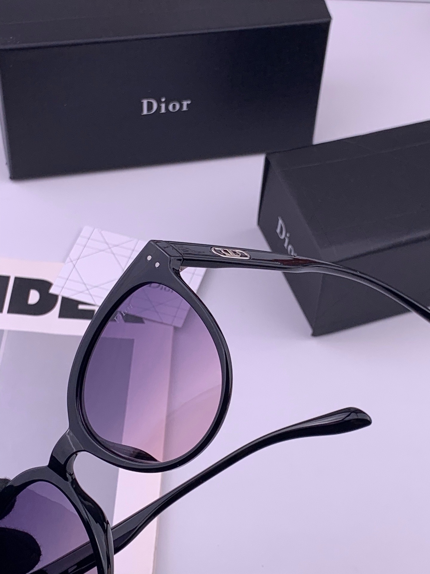 🆕  🔺 【DIOR-迪奥】开春新款 潮流爆款 时尚方框偏光太阳镜 高品质 佩戴舒适 网红潮款墨镜 女士高清偏光太阳镜🕶