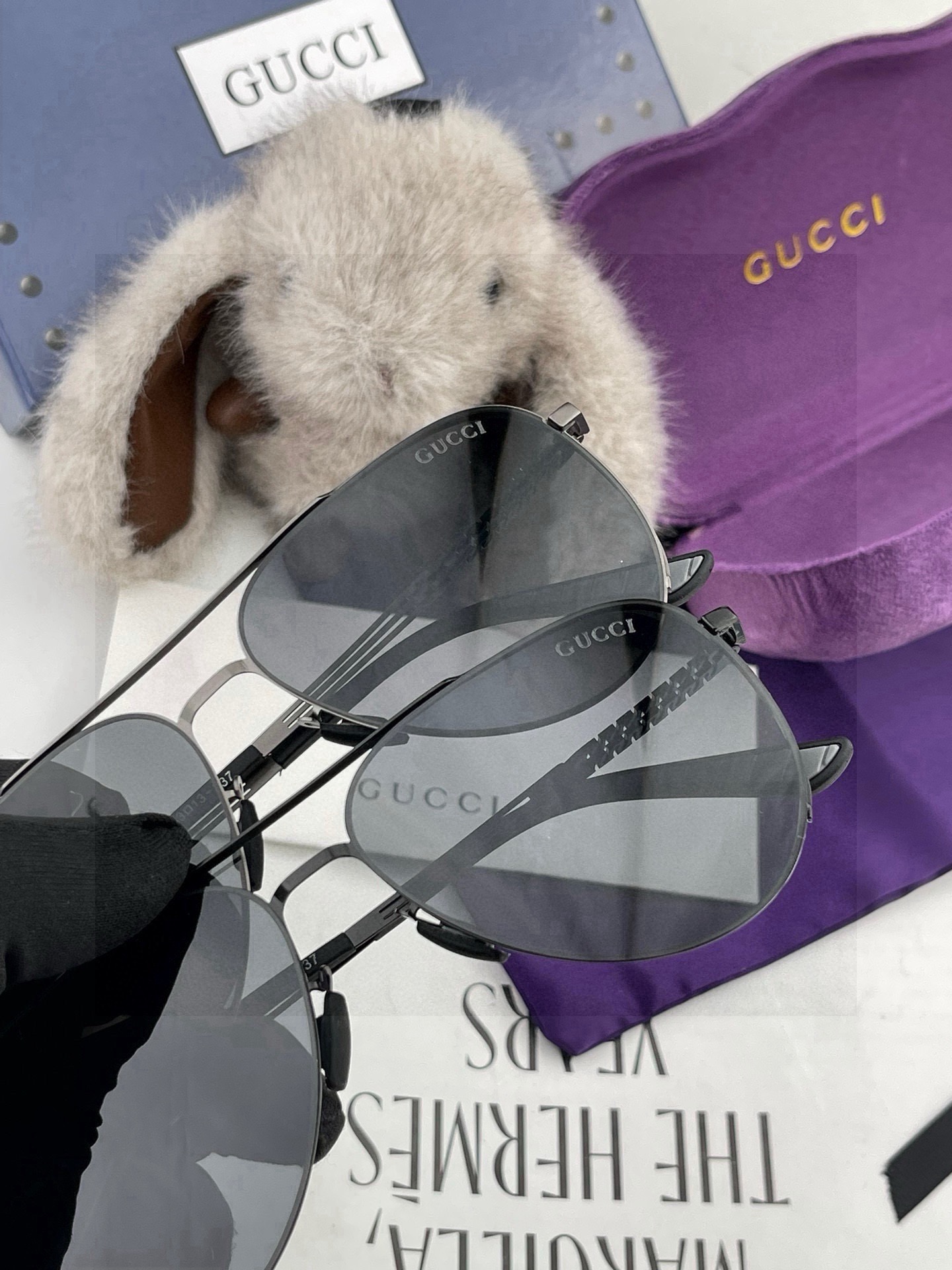 🆕         GUCCI 男款炫彩飞行员偏光太阳镜 ❤️材质：高清尼龙加厚卡槽高清偏光镜片 🌹无边框镜架💕颜👍型号