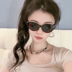🆕 LV 新款女士方框太阳眼镜 开车墨镜 新款太阳镜 时尚大方 舒适轻盈 精致奢华 超轻 型号:L35801 🆕 LV 新款女士方框太阳眼镜 开车墨镜 新款太阳镜 时尚大方 舒适轻盈 精致奢华 超轻 型号:L35801