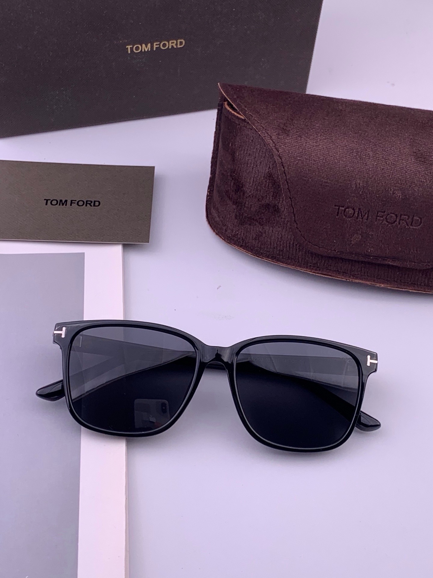 🆕 【TOMFORD】汤姆福特 爆款来袭！经典火爆作品 重磅出击 ！超经典偏光眼镜，时刻展现时尚大牌风范！我心动，💓我选