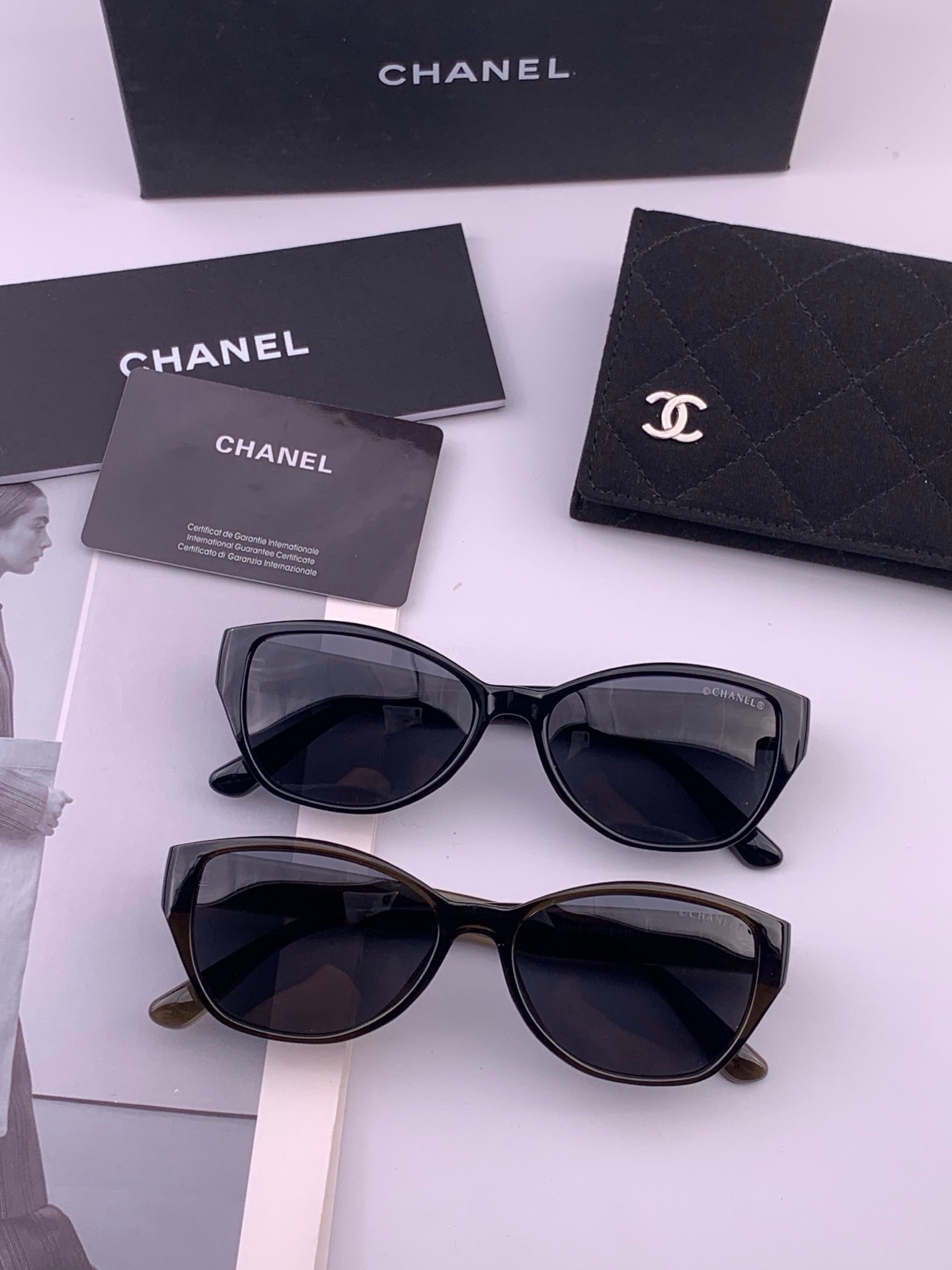🆕    新品CHANEL 香奈儿太阳镜以独特魅力和前卫风格诠释春夏最新眼镜，质感超好佩带舒适 型号：CH3551