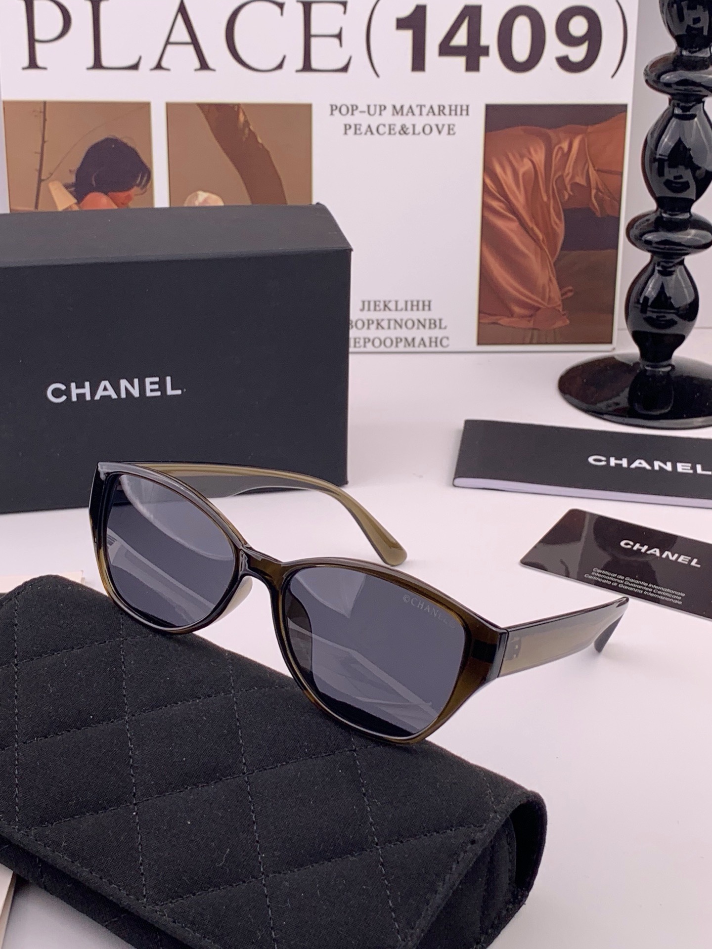 🆕    新品CHANEL 香奈儿太阳镜以独特魅力和前卫风格诠释春夏最新眼镜，质感超好佩带舒适 型号：CH3551