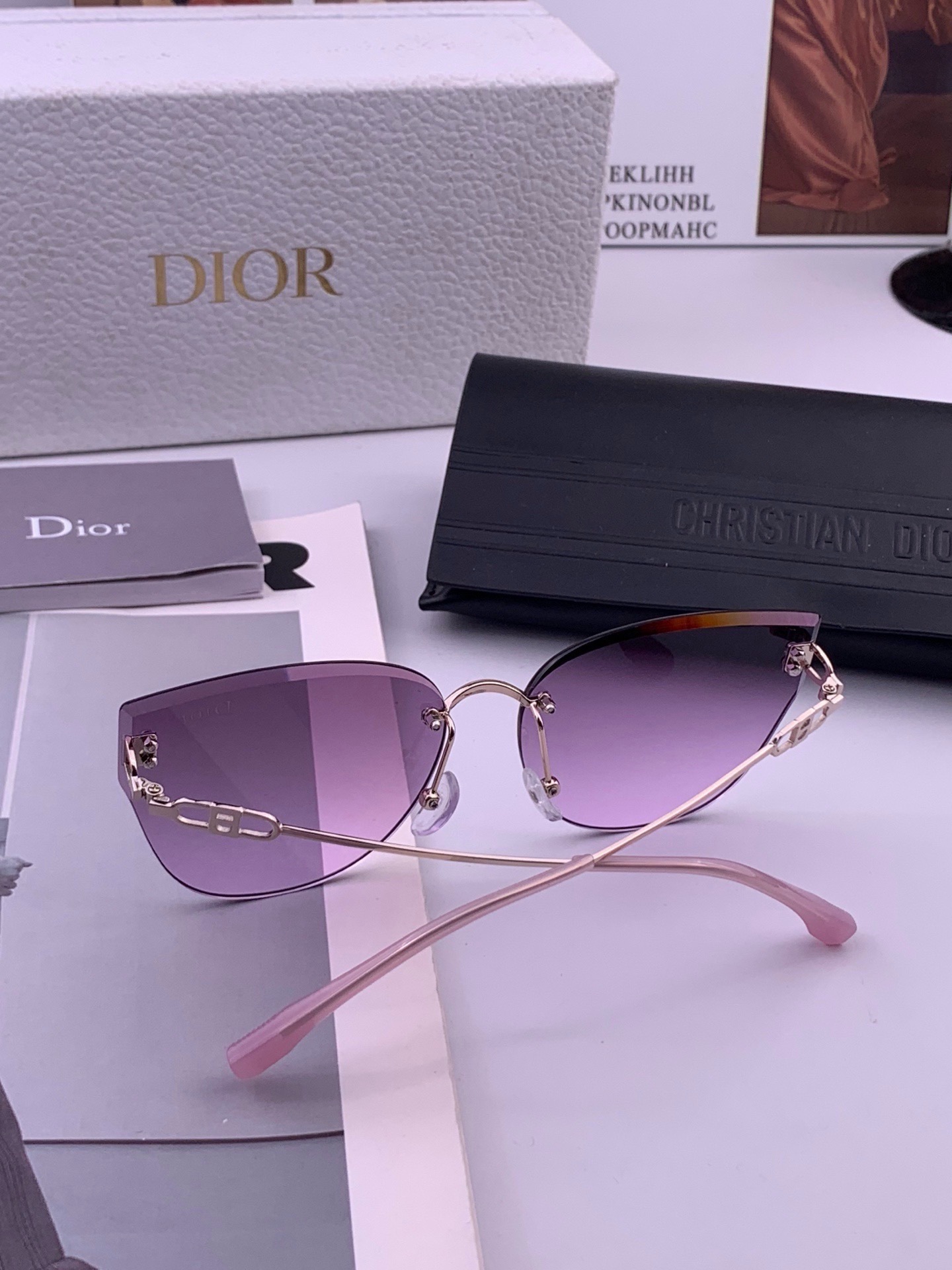 🆕   DIOR🌋☔️时尚无框太阳镜镜片 顶级奢侈品[强] 高品质[胜利][亲亲]🍦🍨 [得意] 气质非凡😄 🍫🍪女士开