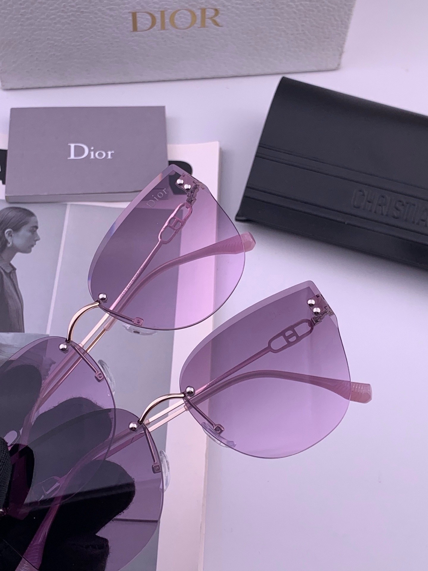 🆕   DIOR🌋☔️时尚无框太阳镜镜片 顶级奢侈品[强] 高品质[胜利][亲亲]🍦🍨 [得意] 气质非凡😄 🍫🍪女士开