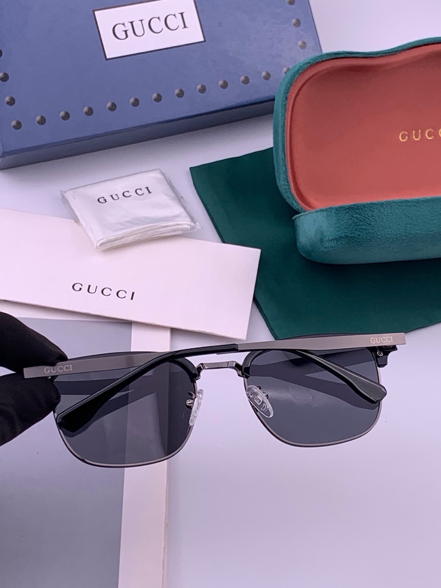 🆕  🔺 【GUCCI-偏光太阳镜】开春新款 潮流爆款 时尚方框偏光太阳镜 高品质 佩戴舒适 网红潮款墨镜 女士高清偏光