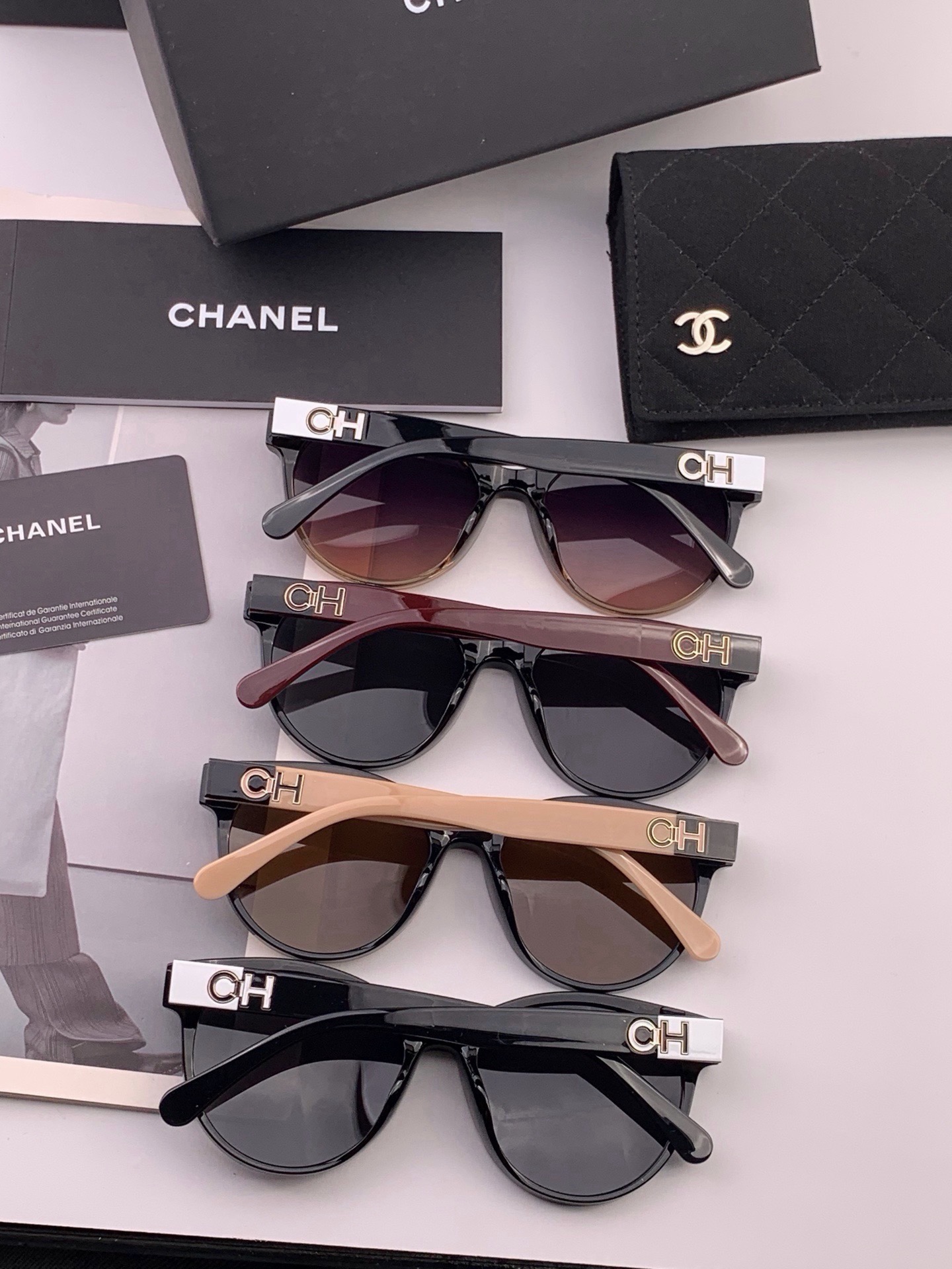 🆕   【CHANEL】香奈儿 新款潮流爆款 时尚圆框太阳镜 佩戴舒适 网红潮款墨镜  女士高清加厚偏光太阳镜🕶️ 🎉高