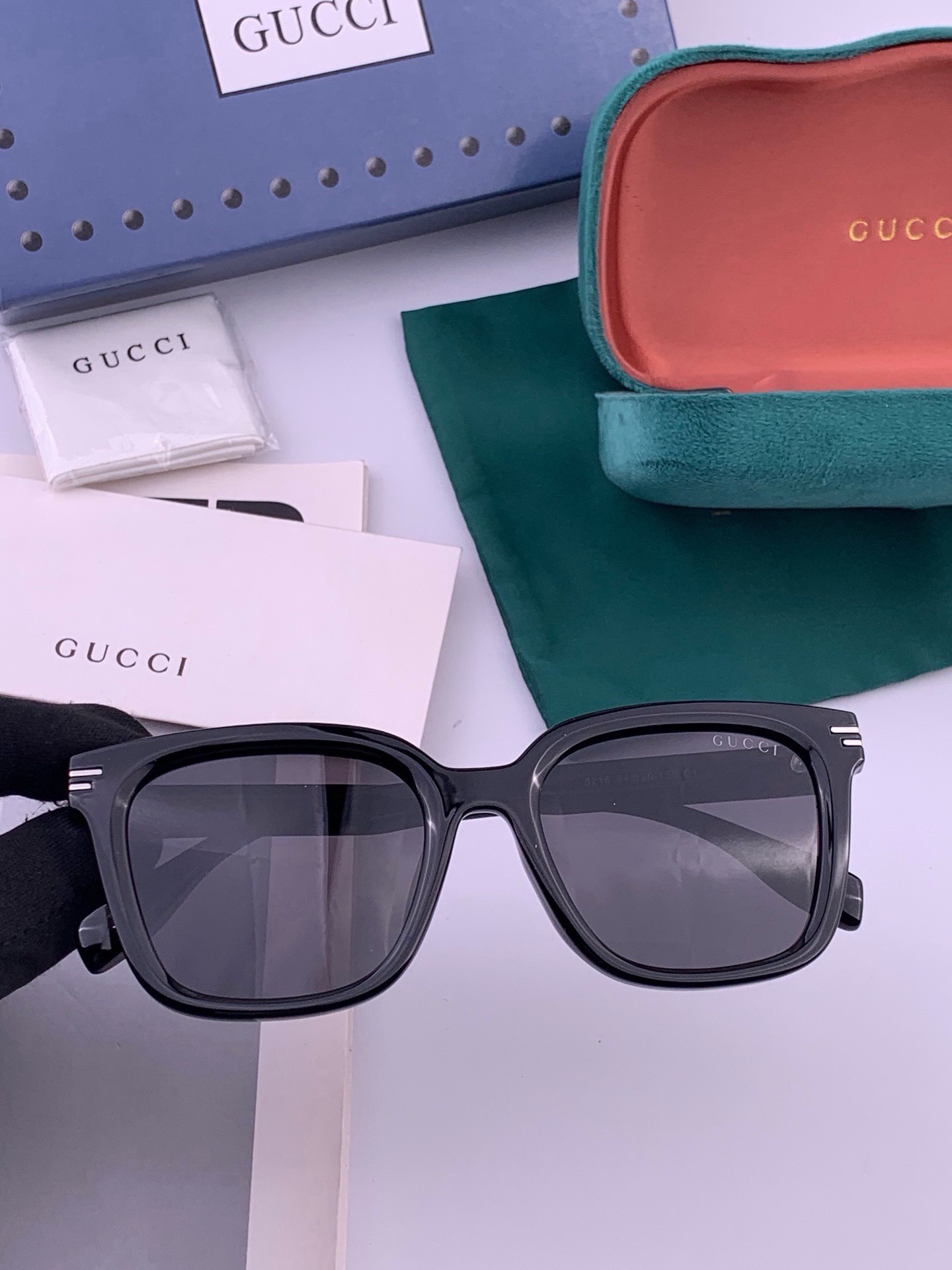 🆕 🔺 【GUCCI】开春新款 潮流爆款 时尚方框偏光太阳镜 高品质 佩戴舒适 网红潮款墨镜 女士高清尼龙偏光太阳镜🕶️