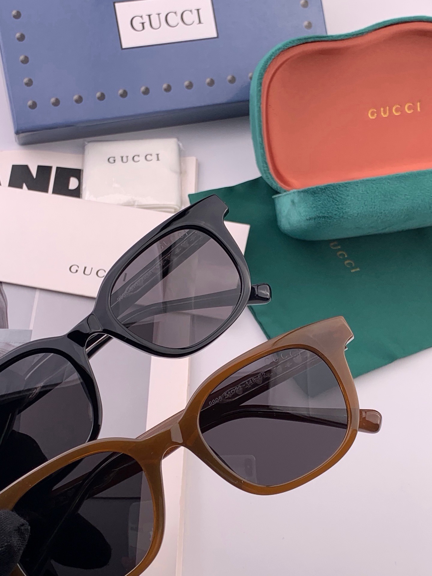 🆕   GUCCI  新款偏光太眼镜，情侣款时尚方框太阳镜佩戴舒适网红潮流款墨镜，大气女人范儿，大脸小脸都好看 ！型号：