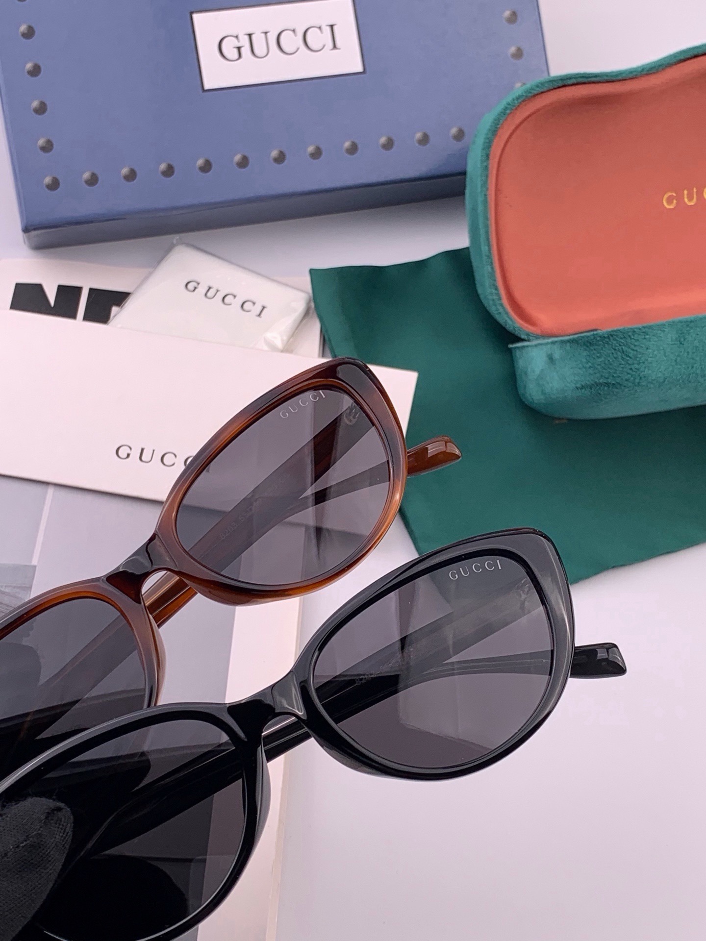 🆕   GUCCI  新款偏光太眼镜，情侣款时尚方框太阳镜佩戴舒适网红潮流款墨镜，大气女人范儿，大脸小脸都好看 ！型号：