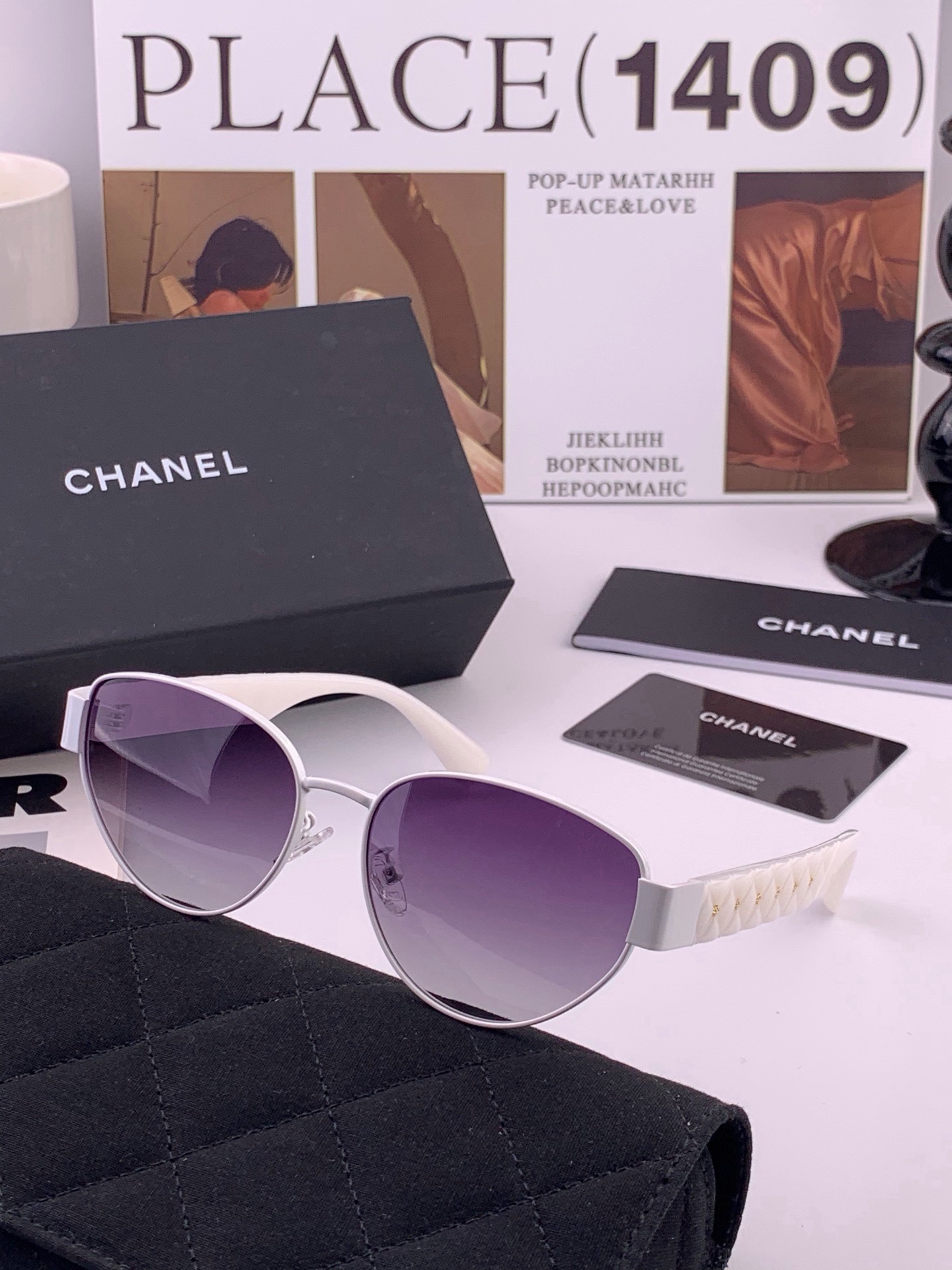 🆕   【CHANEL】香奈儿 新款潮流爆款 时尚小框太阳镜 佩戴舒适 网红潮款墨镜  女士高清加厚偏光太阳镜🕶️ 🎉高