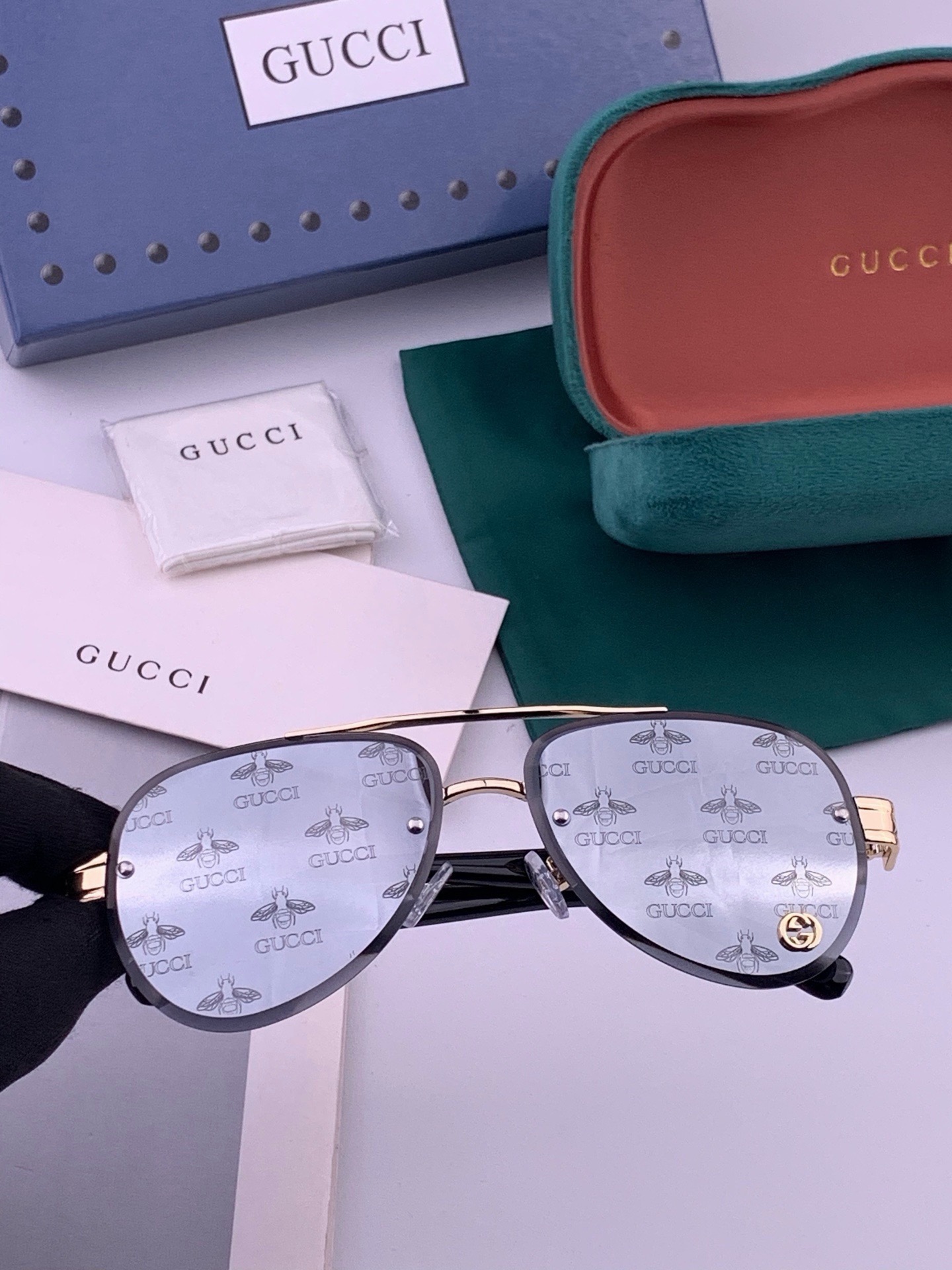 🆕   GUCC*🔥高品质男女款”太阳镜🔥 开车钓鱼都可🔥百搭显瘦墨镜韩版男士飞行员大框司机开车防紫外线太阳镜，型号：G