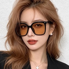 🆕 🔺GUCCI🔻古驰 GG方框太阳镜 完美品质 🎓独特设计 适合各种脸型 亮相时装周 超时尚百搭 实物精致 情侣 🆕 🔺GUCCI🔻古驰 GG方框太阳镜 完美品质 🎓独特设计 适合各种脸型 亮相时装周 超时尚百搭 实物精致 情侣