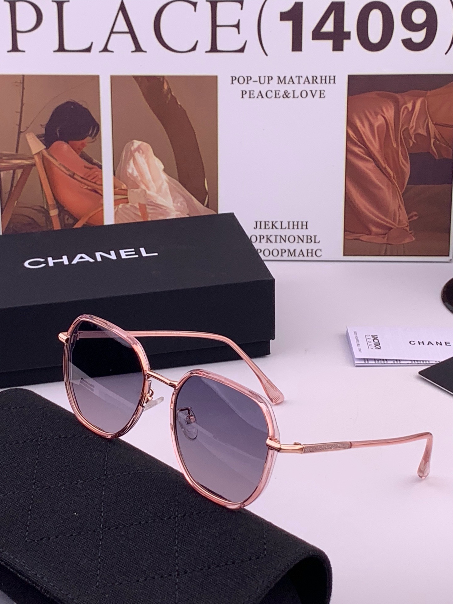 🆕    新品CHANEL 香奈儿太阳镜以独特魅力和前卫风格诠释春夏最新眼镜，质感超好佩带舒适 型号：CH9375