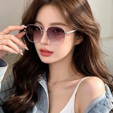 🆕 🔺 【芬迪】开春新款 潮流爆款 时尚方框偏光太阳镜 高品质 佩戴舒适 网红潮款墨镜 女士高清偏光太阳镜🕶️ 🎉高品 🆕 🔺 【芬迪】开春新款 潮流爆款 时尚方框偏光太阳镜 高品质 佩戴舒适 网红潮款墨镜 女士高清偏光太阳镜🕶️ 🎉高品
