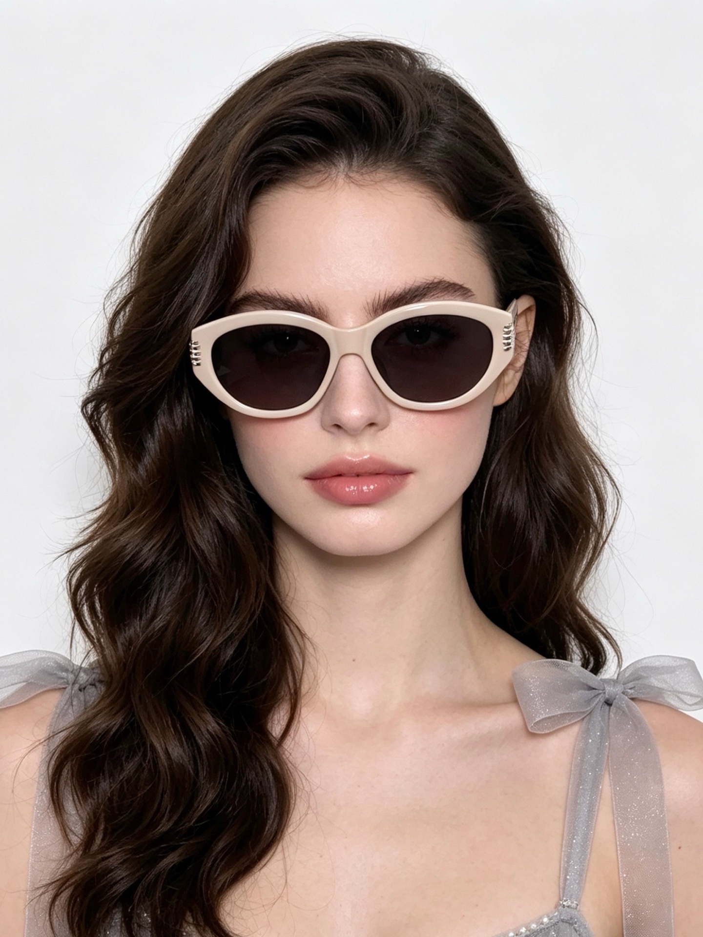 🆕  🔺 【GUCCI-偏光太阳镜】开春新款 潮流爆款 时尚方框偏光太阳镜 高品质 佩戴舒适 网红潮款墨镜 女士高清偏光