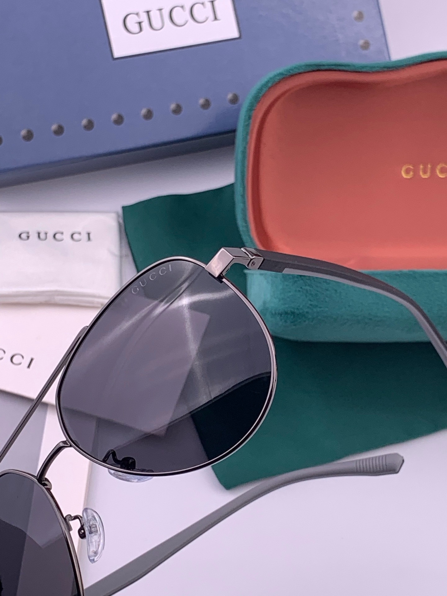 🆕   Gucci 🔥  高品质男女款墨镜   👍 进口宝丽来偏光镜片  🔥蛤蟆镜 开车钓鱼都可 🔥百搭显瘦墨镜韩版男士