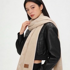 🆕 爱马仕👍巴黎时装展商务男士女士羊绒围巾🔥代工厂臻选上乘的超细羊绒纤维 进行纯手工精梳处理 耗时耗力 再以清泉水浸 🆕 爱马仕👍巴黎时装展商务男士女士羊绒围巾🔥代工厂臻选上乘的超细羊绒纤维 进行纯手工精梳处理 耗时耗力 再以清泉水浸