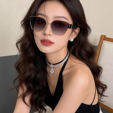 🆕 🔺 【芬迪】开春新款 潮流爆款 时尚方框偏光太阳镜 高品质 佩戴舒适 网红潮款墨镜 女士高清偏光太阳镜🕶️ 🎉高品质 🆕 🔺 【芬迪】开春新款 潮流爆款 时尚方框偏光太阳镜 高品质 佩戴舒适 网红潮款墨镜 女士高清偏光太阳镜🕶️ 🎉高品质