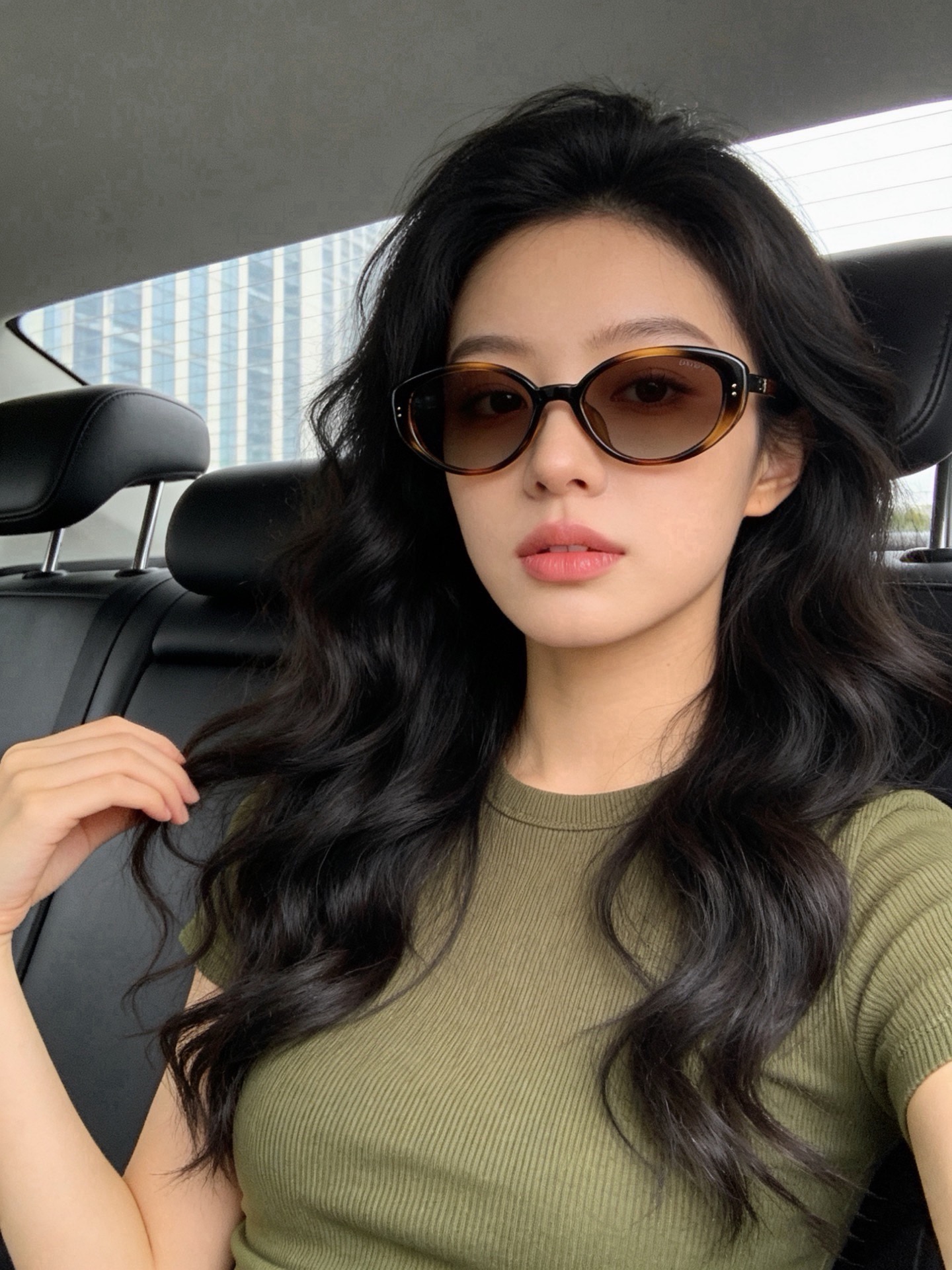 🆕  【偏光系列太阳镜】🎈原版出货 巴宝莉网红超爆款💙经典奢华全球风[强][酷][亲亲] 时尚方框太阳镜[得意] 气质非