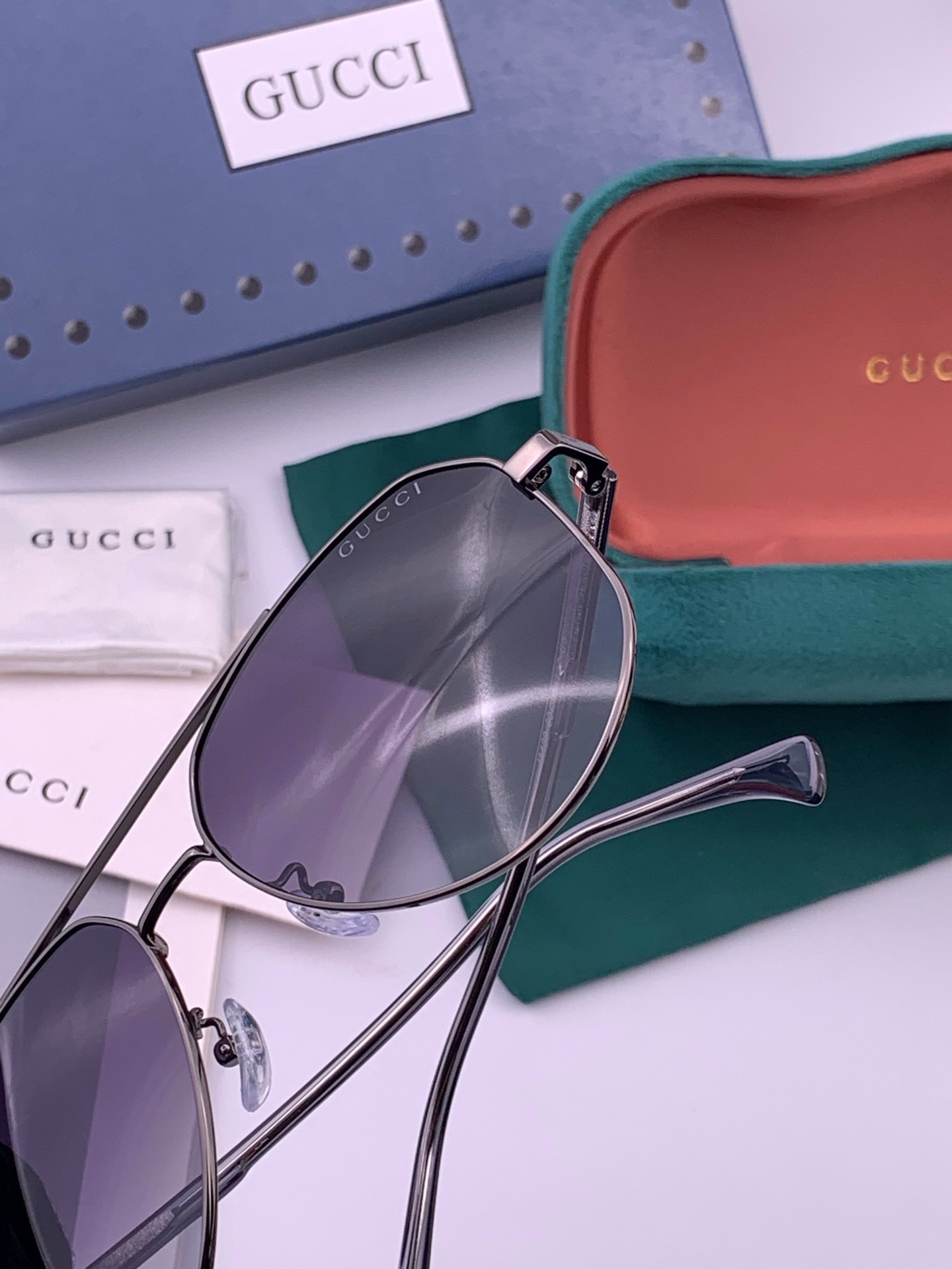 🆕   Gucci 🔥  高品质男女款墨镜   👍 进口宝丽来偏光镜片  🔥蛤蟆镜 开车钓鱼都可 🔥百搭显瘦墨镜韩版男士