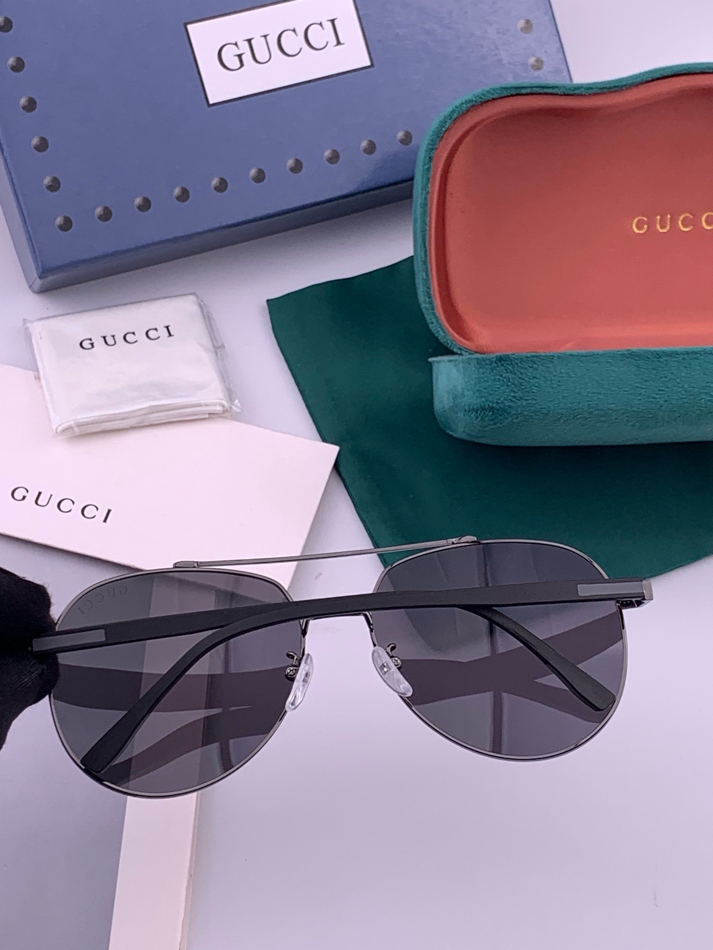 🆕   Gucci 🔥  高品质男女款墨镜   👍 进口宝丽来偏光镜片  🔥蛤蟆镜 开车钓鱼都可 🔥百搭显瘦墨镜韩版男士
