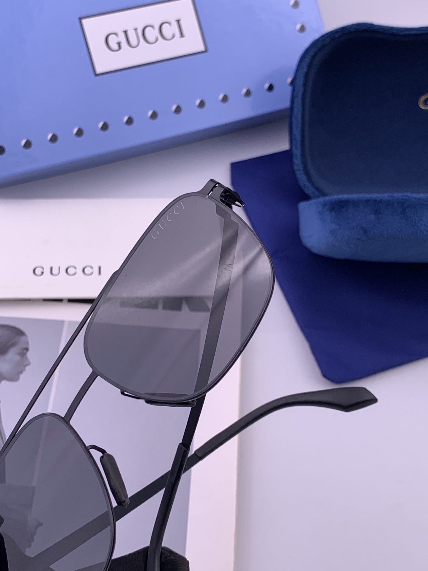 🆕   Gucci 春夏新款超轻无螺丝压不坏系列情侣款太阳镜高清尼龙镜片🦅完美品质，适合各种脸型，经典太阳镜亮相时装周.