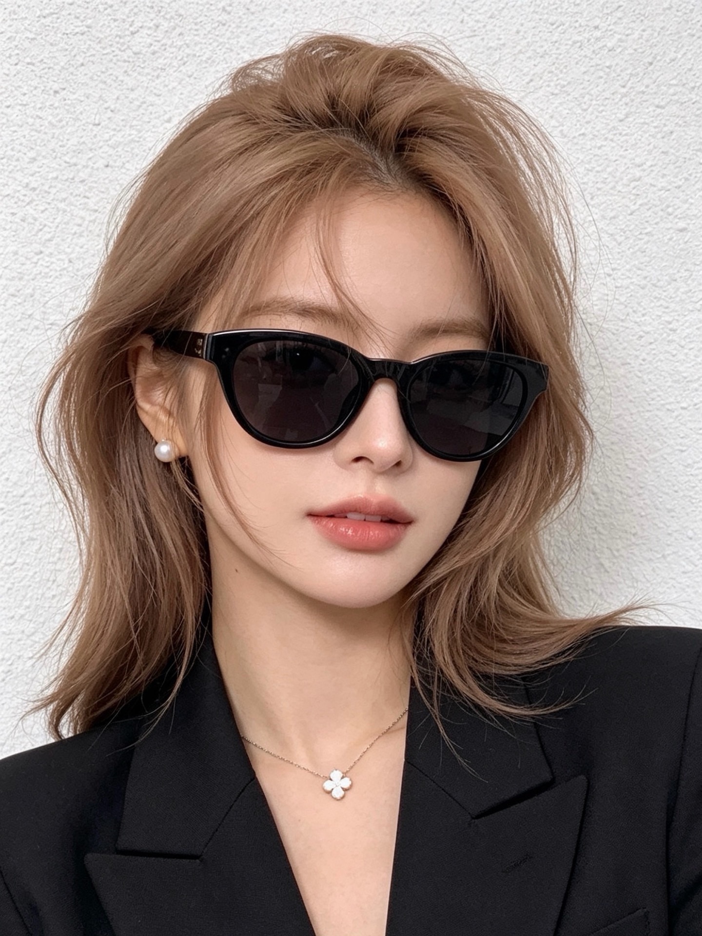 🆕 【TR偏光系列】Gucci 经典的小框设计,情侣款不挑脸型,无论搭配大衣还是连衣裙都非常显气质偏光镜片预防紫 🆕 【TR偏光系列】Gucci 经典的小框设计,情侣款不挑脸型,无论搭配大衣还是连衣裙都非常显气质偏光镜片预防紫