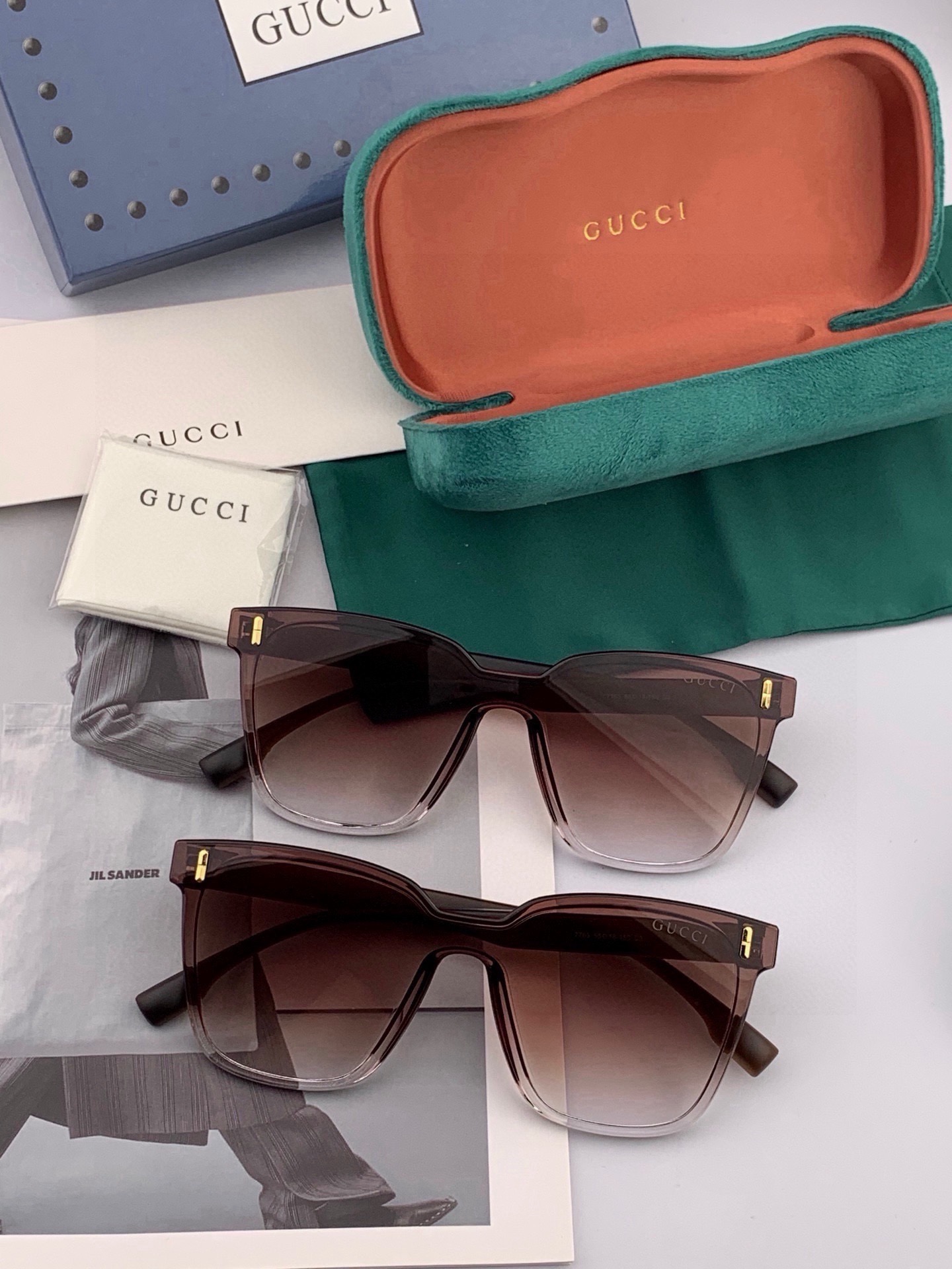 🆕 🔺 【GUCCI-尼龙偏光太阳镜】开春新款 潮流爆款 时尚方框连体偏光太阳镜 高品质 佩戴舒适 网红潮款墨镜 女士高