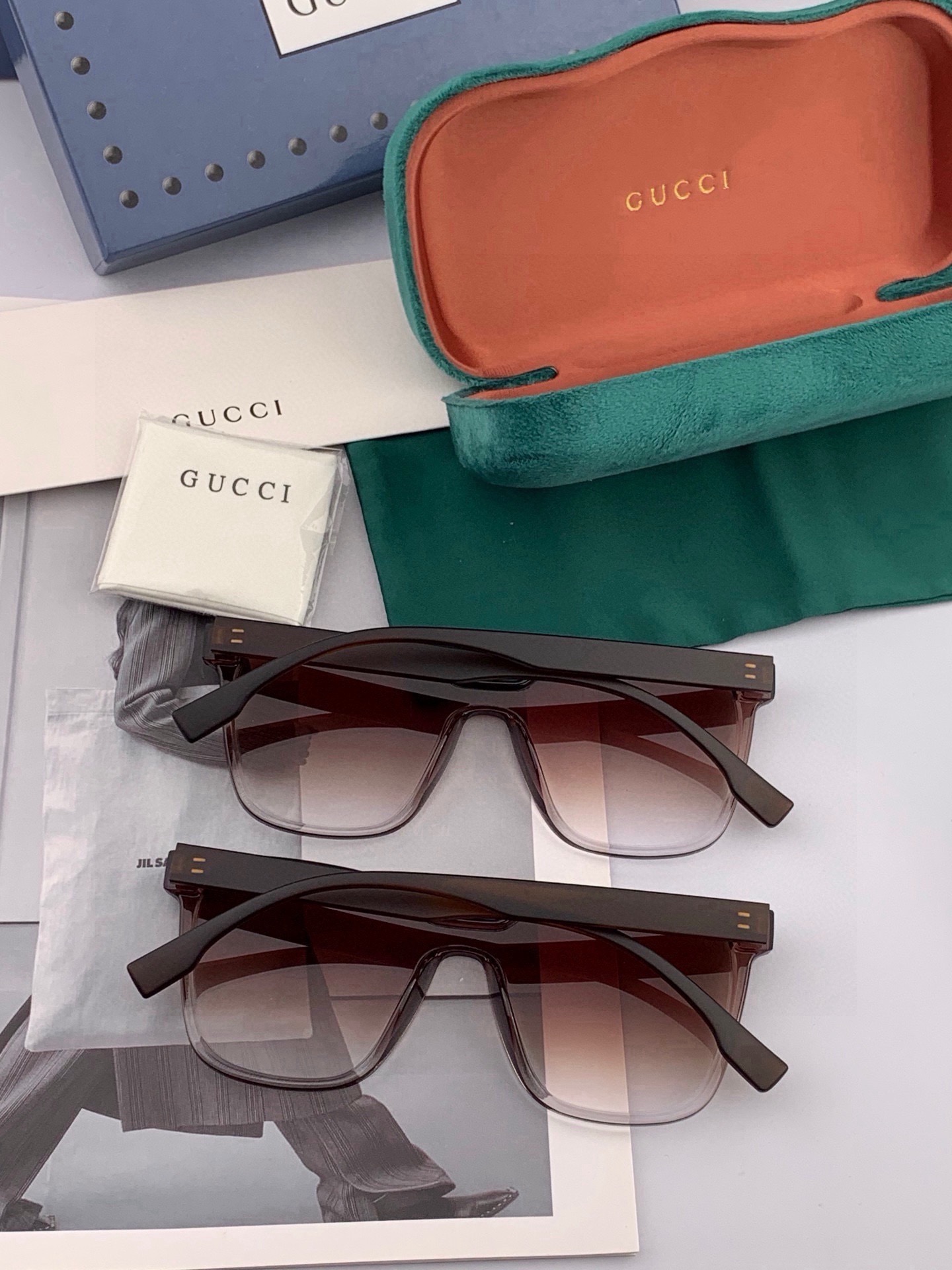 🆕 🔺 【GUCCI-尼龙偏光太阳镜】开春新款 潮流爆款 时尚方框连体偏光太阳镜 高品质 佩戴舒适 网红潮款墨镜 女士高