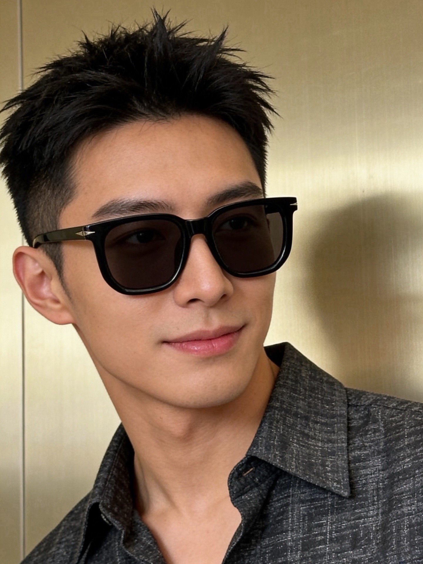 🆕 🔺 【GUCCI】开春新款 潮流爆款 时尚方框偏光太阳镜 高品质 佩戴舒适 网红潮款墨镜 女士高清尼龙偏光太阳镜🕶️