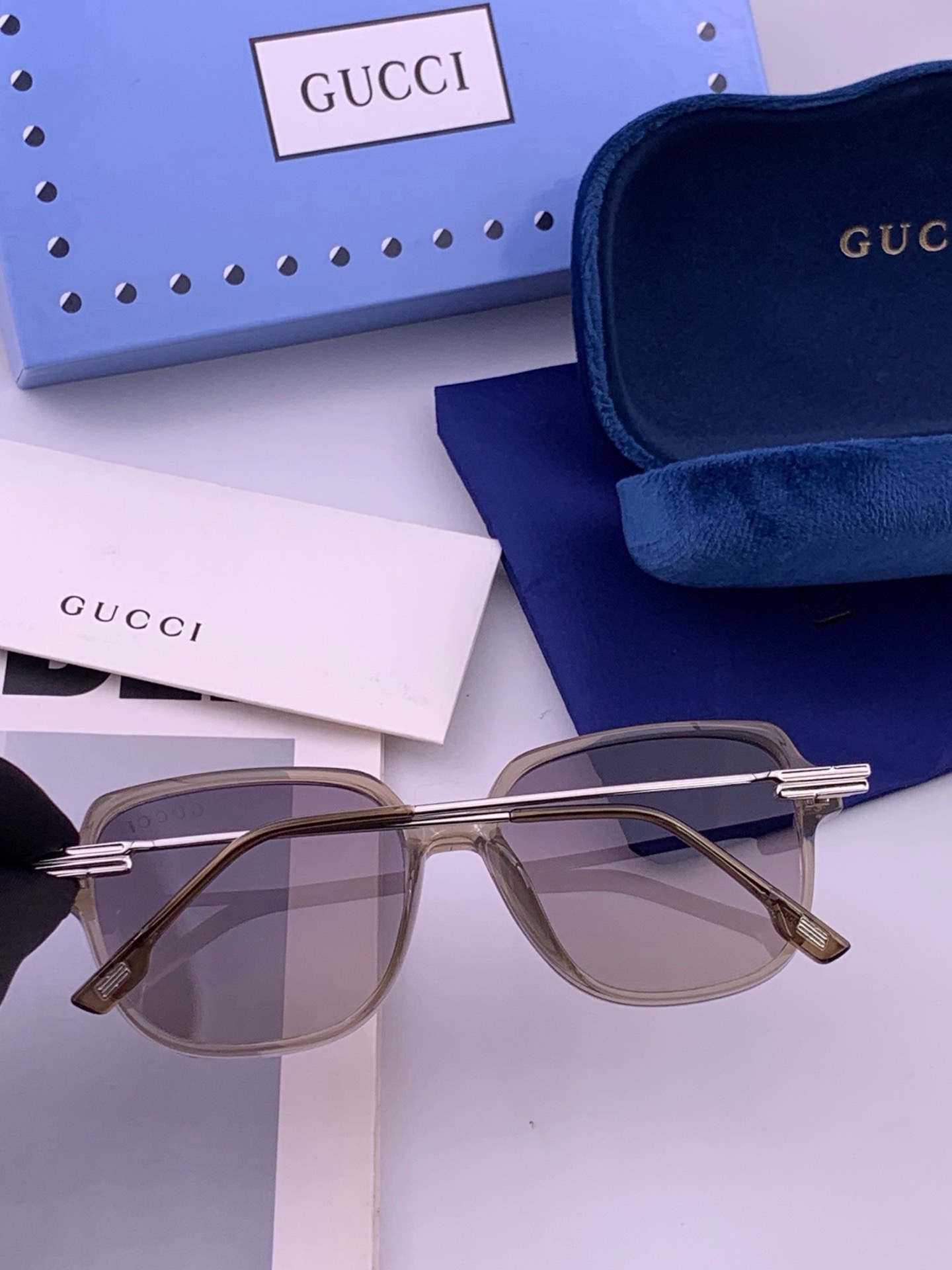 🆕 🔺 【GUCCI】开春新款 潮流爆款 时尚方框偏光太阳镜 高品质 佩戴舒适 网红潮款墨镜 女士高清尼龙偏光太阳镜🕶️