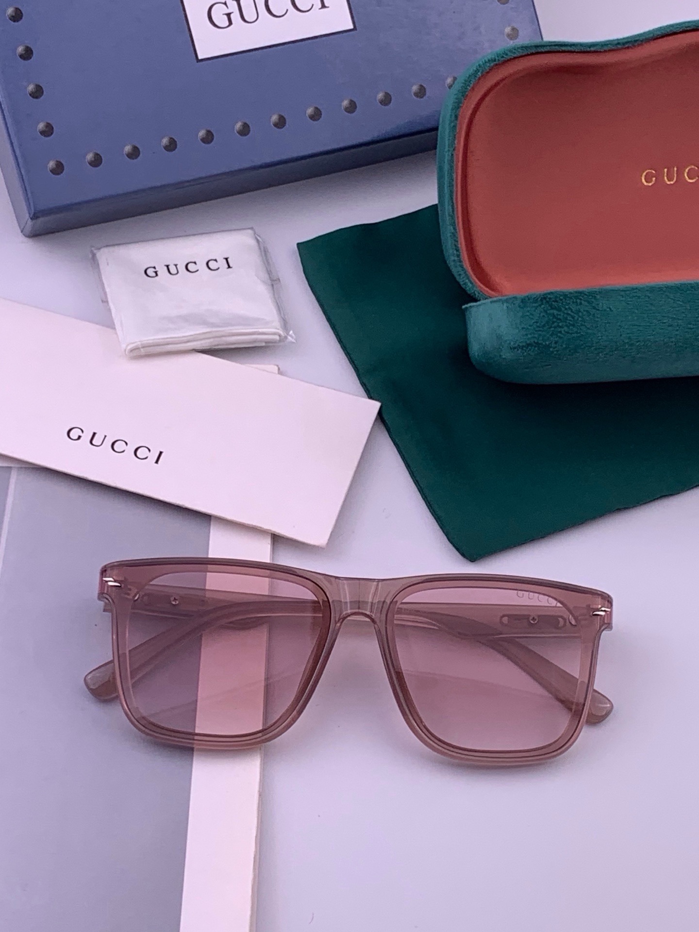 🆕 🔺 【GUCCI】开春新款 潮流爆款 时尚方框偏光太阳镜 高品质 佩戴舒适 网红潮款墨镜 女士高清尼龙偏光太阳镜🕶️